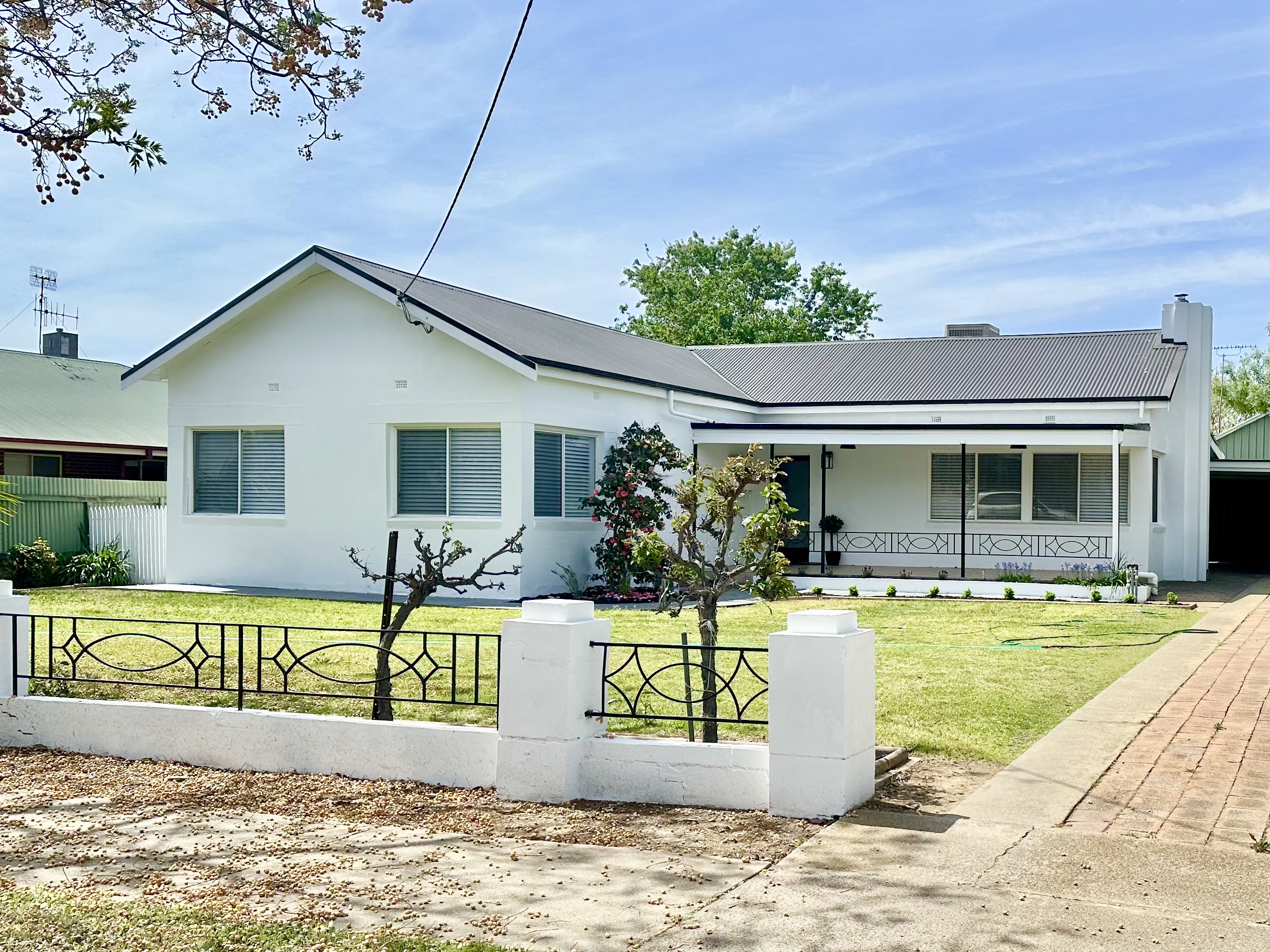 359 WOOD STREET, DENILIQUIN NSW 2710