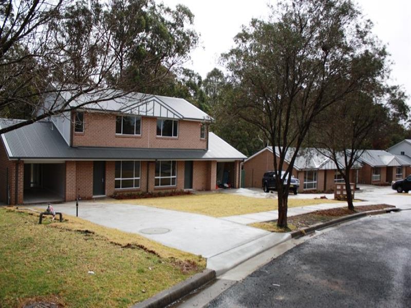 8 / 5-7 Winpara Cl, TAHMOOR NSW 2573