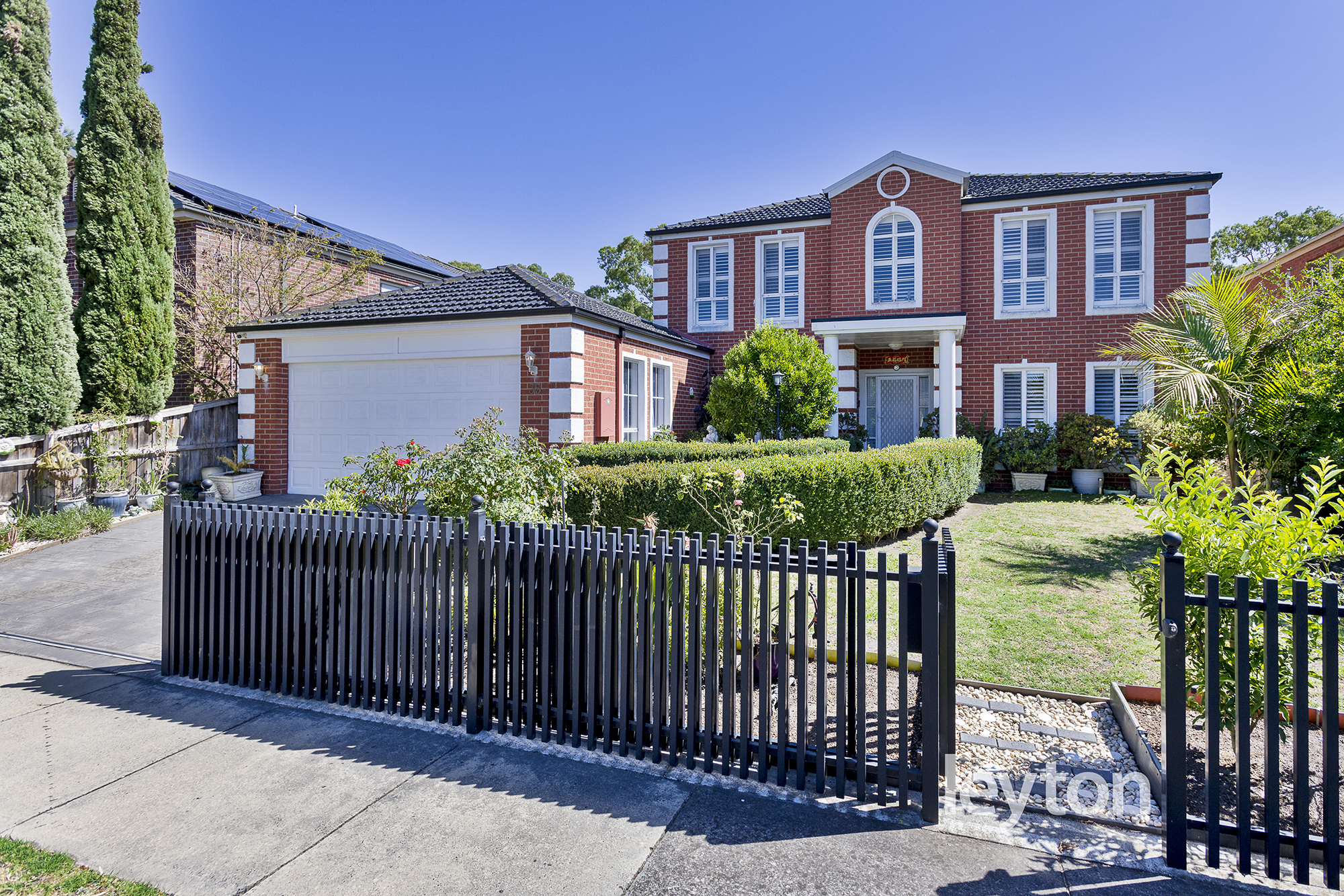 35 Jolimont Place, DINGLEY VILLAGE VIC 3172
