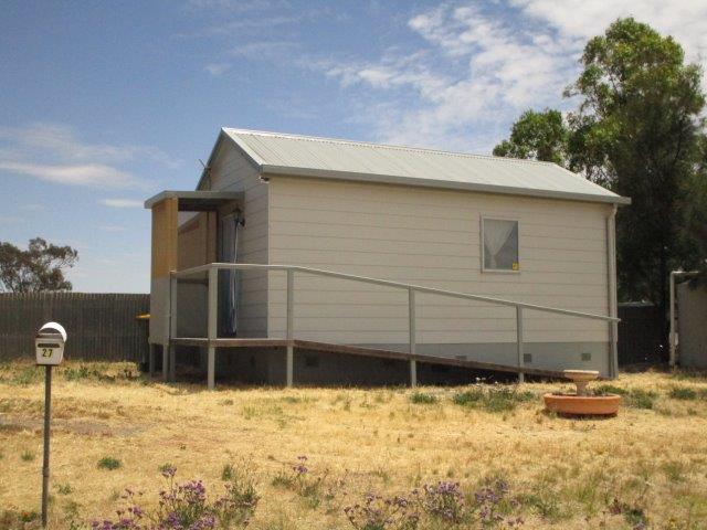 27 Sproats Lane, DONALD VIC 3480