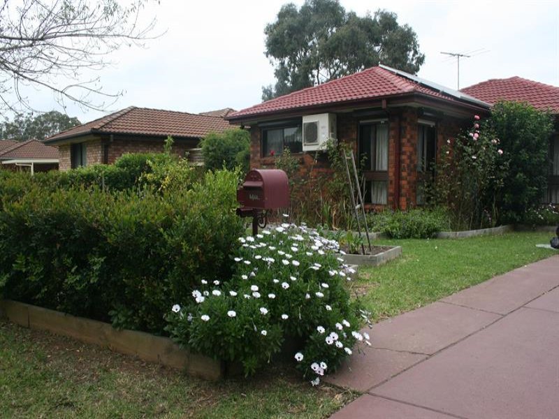 7 olbury Pl, AIRDS NSW 2560