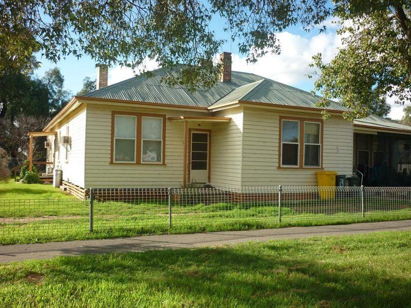 1 / 6 Comyn Street, MURTOA VIC 3390