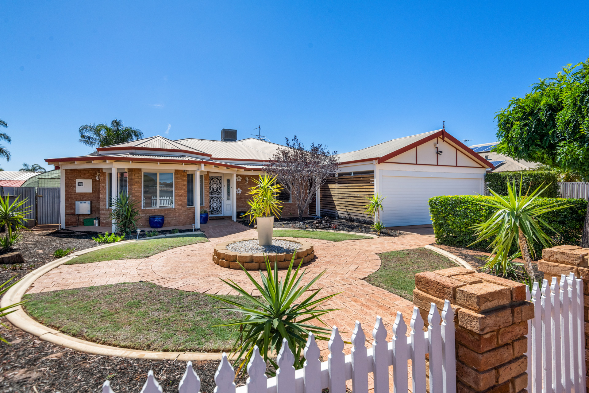 4 Seinor Street, SOMERVILLE WA 6430
