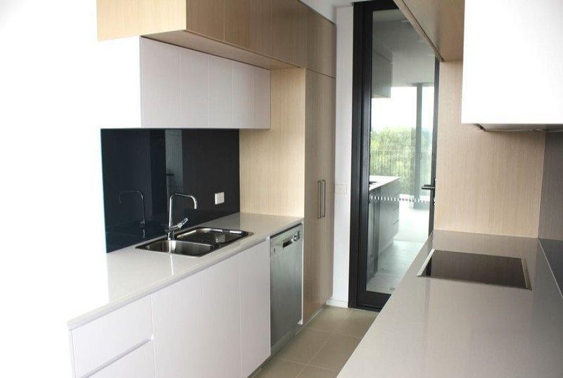 86/99 Eastern Valley Way