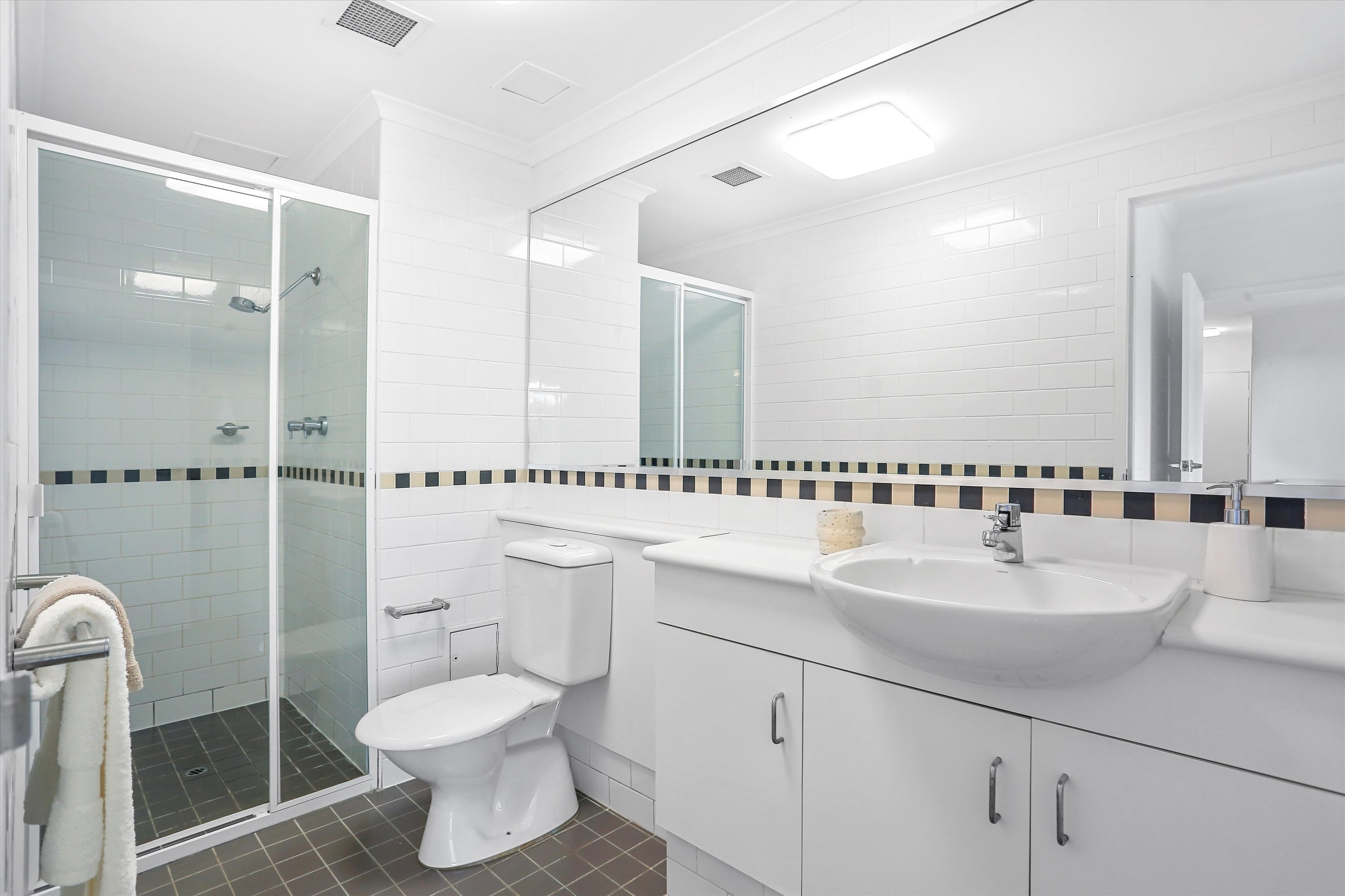 B708/780 Bourke Street, Redfern Leased by The Gallery Real Estate - image 17