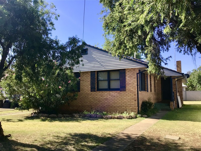 10 Dawson Street, FORBES NSW 2871
