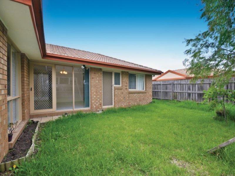 1 / 8 Hilltop Avenue, CLAYTON VIC 3168