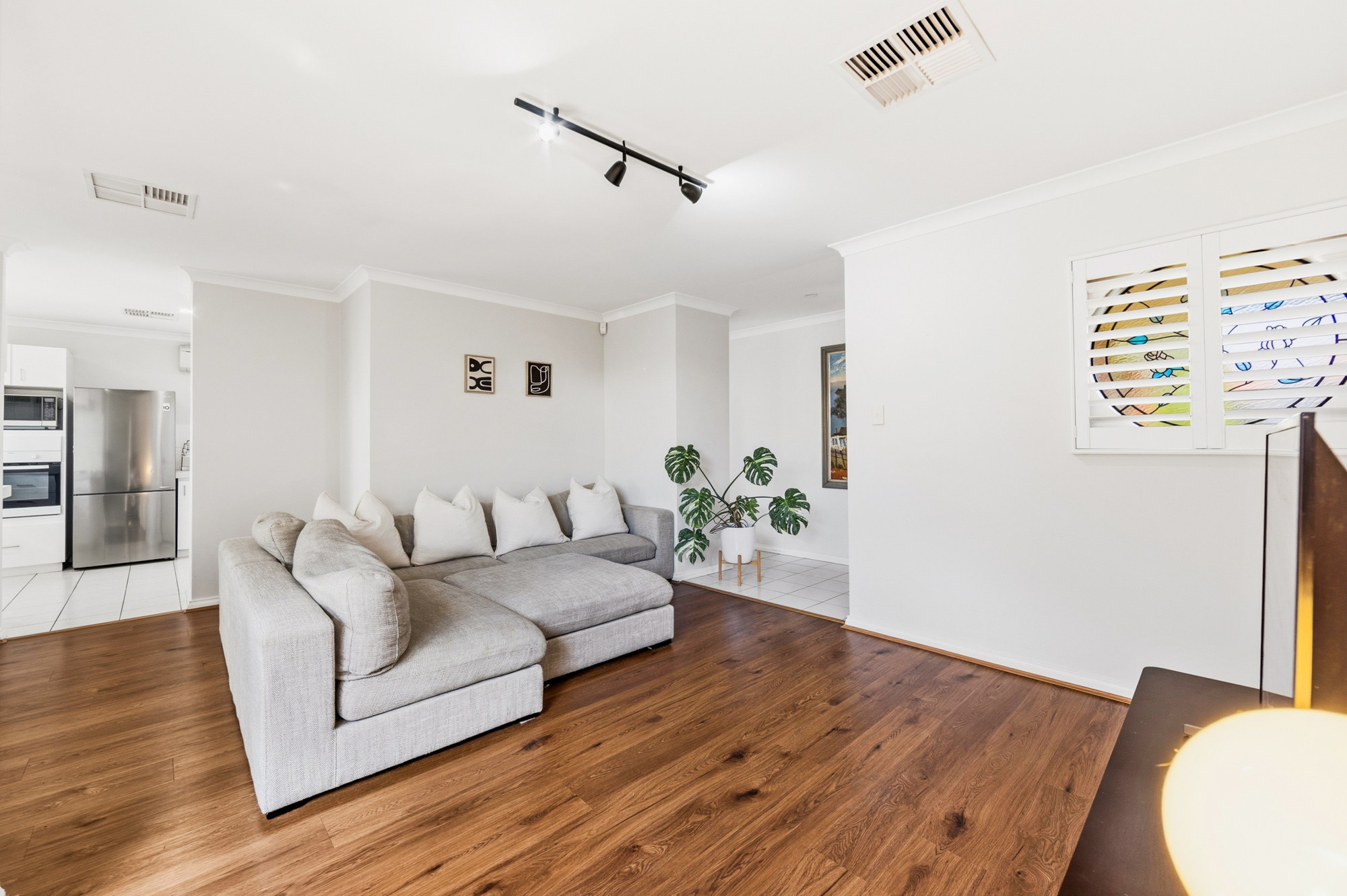 3 146 Shakespeare Ave Yokine WA 6060