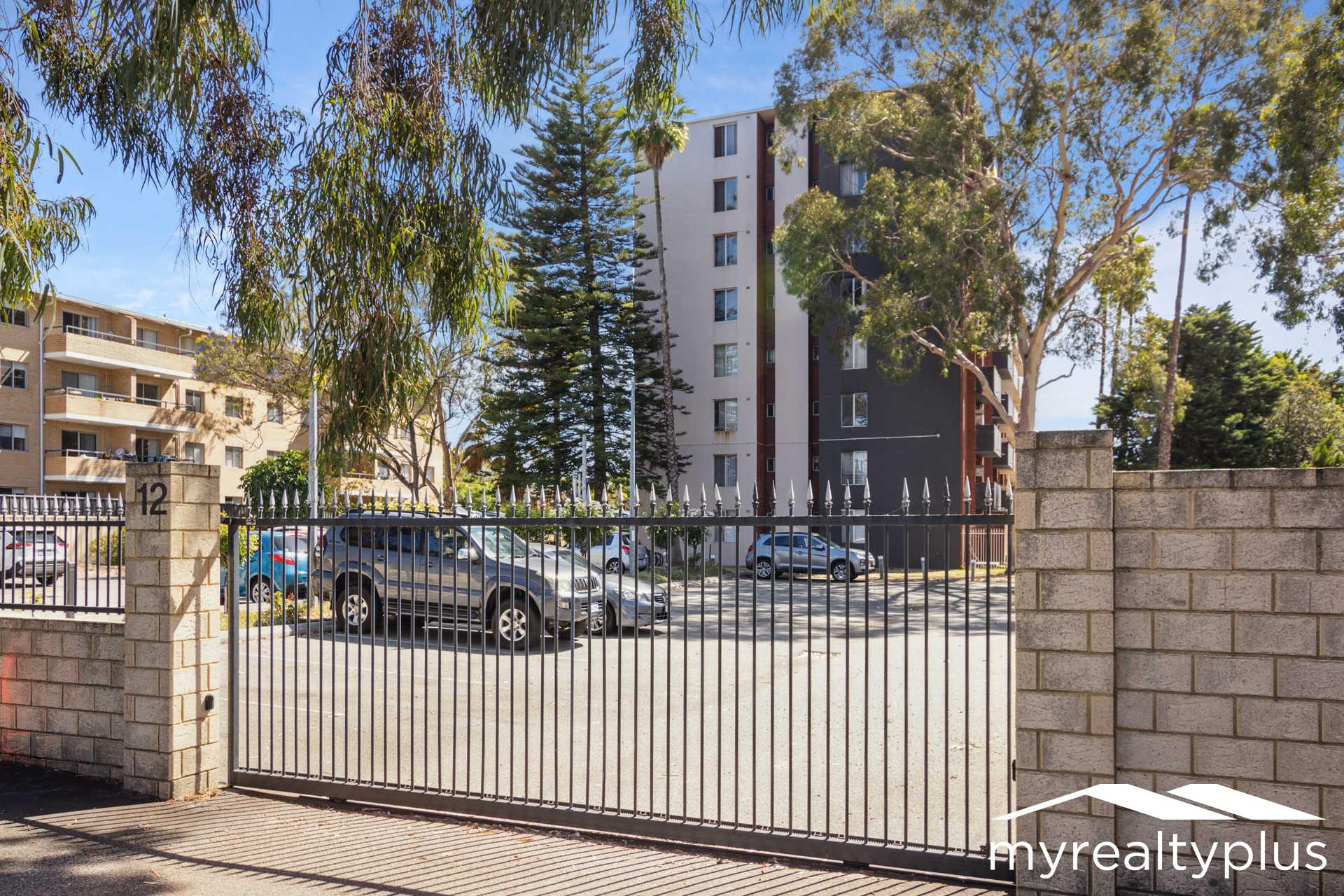16 / 12 Tenth Avenue, MAYLANDS WA 6051