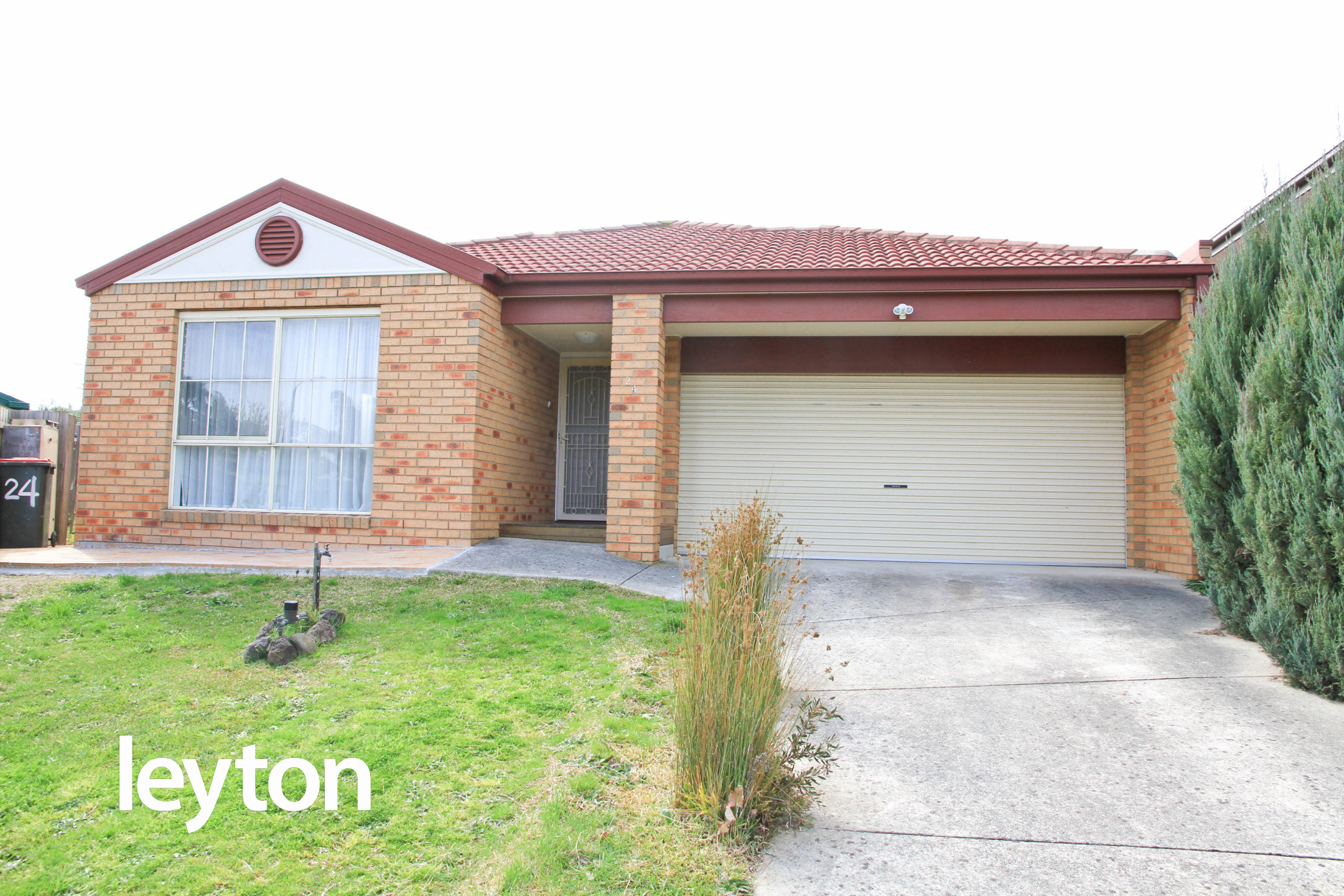 24 Suzana Place, ROWVILLE VIC 3178
