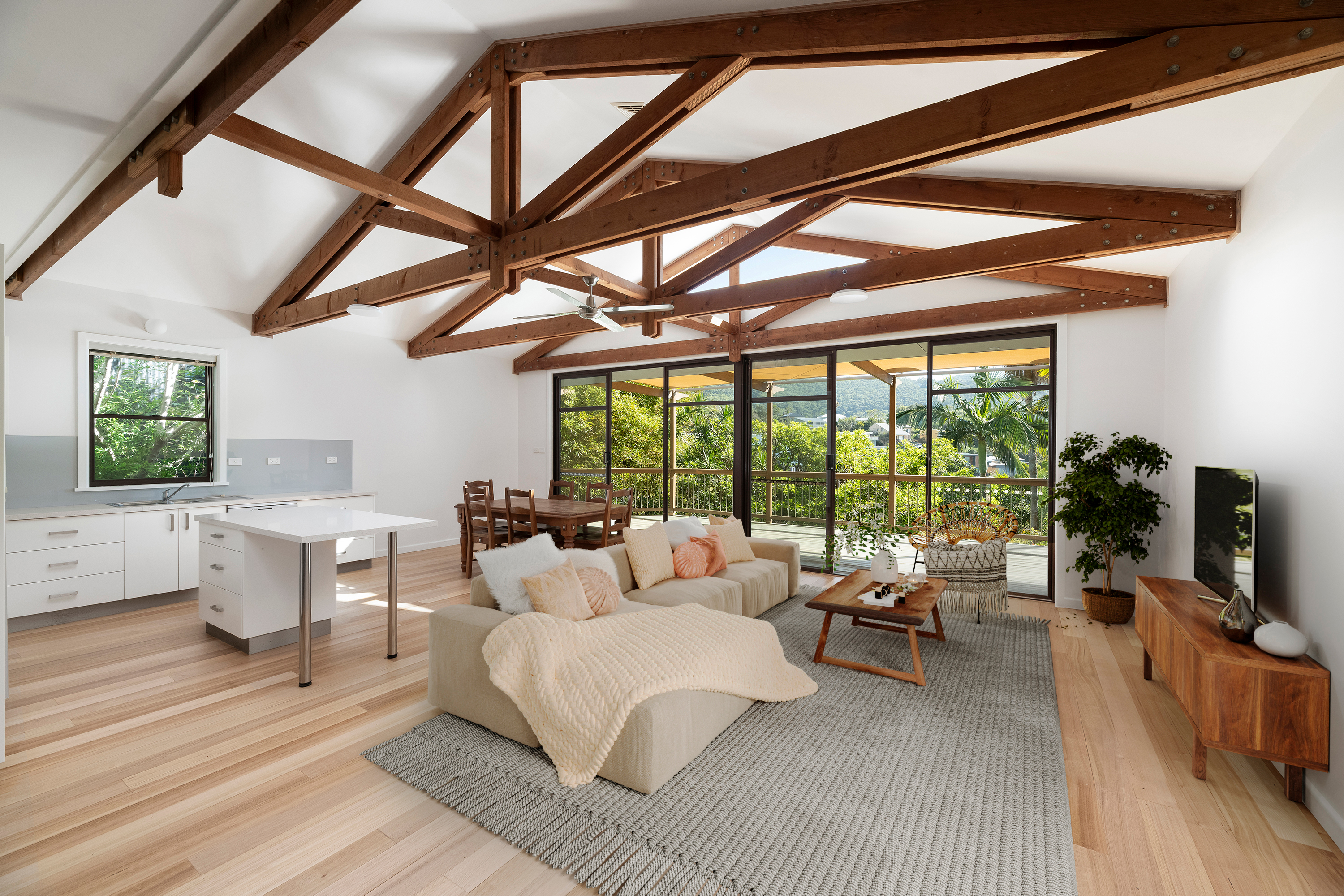 40 Lower Coast Road, STANWELL PARK NSW 2508