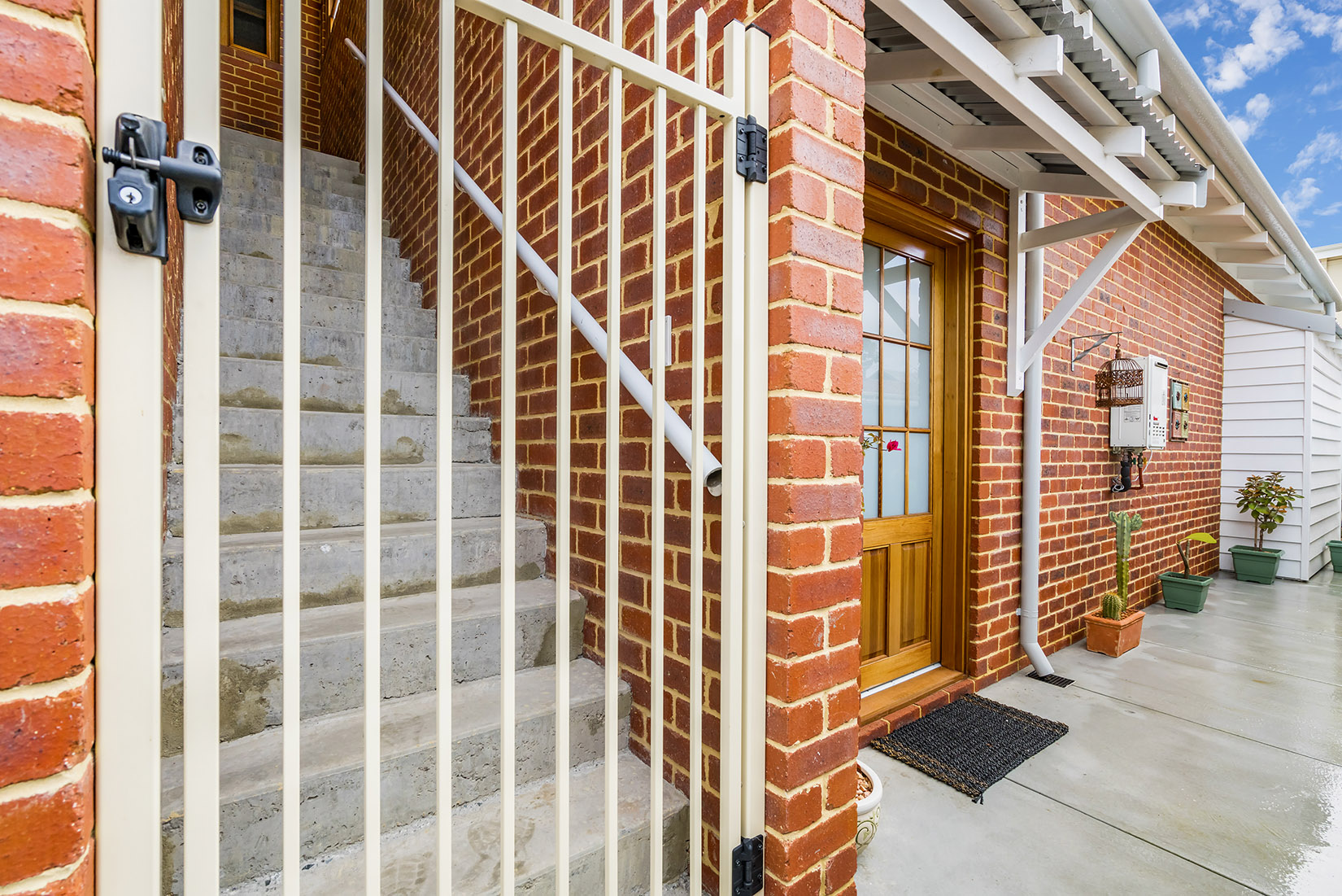 24 Leonora Street Como WA 6152