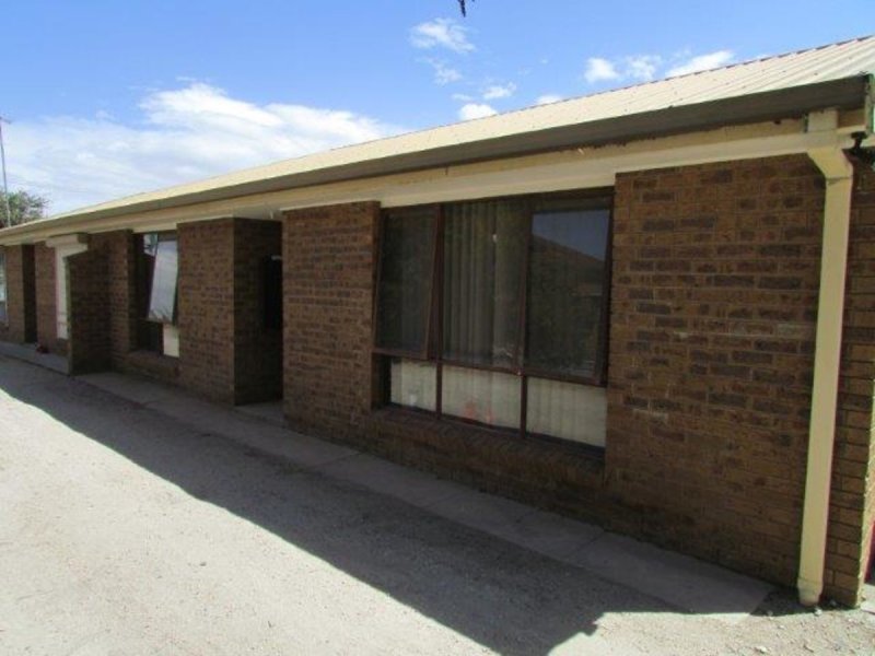2 / 8 Mill Street, ST ARNAUD VIC 3478