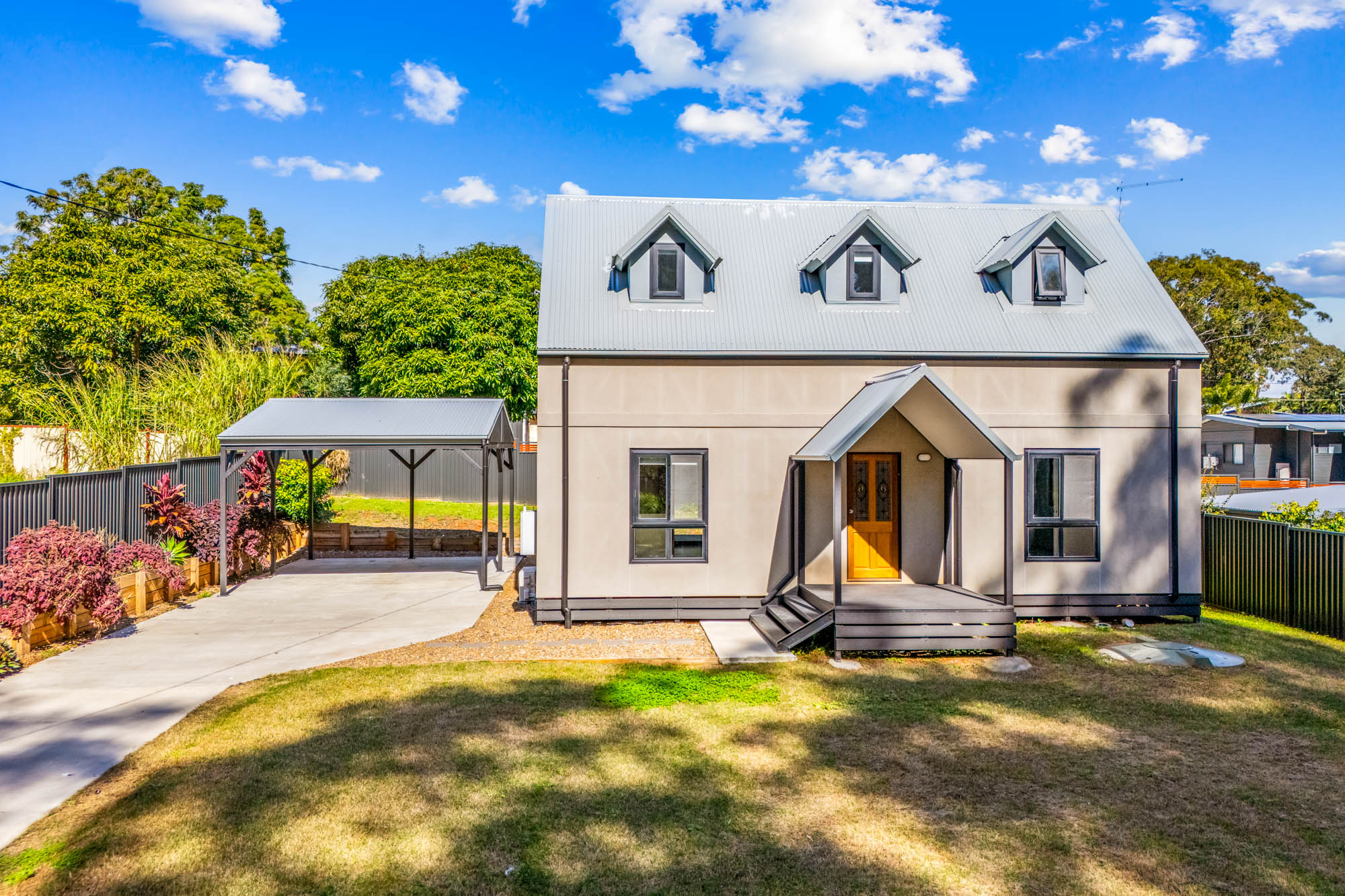 26 Kings Road, RUSSELL ISLAND QLD 4184
