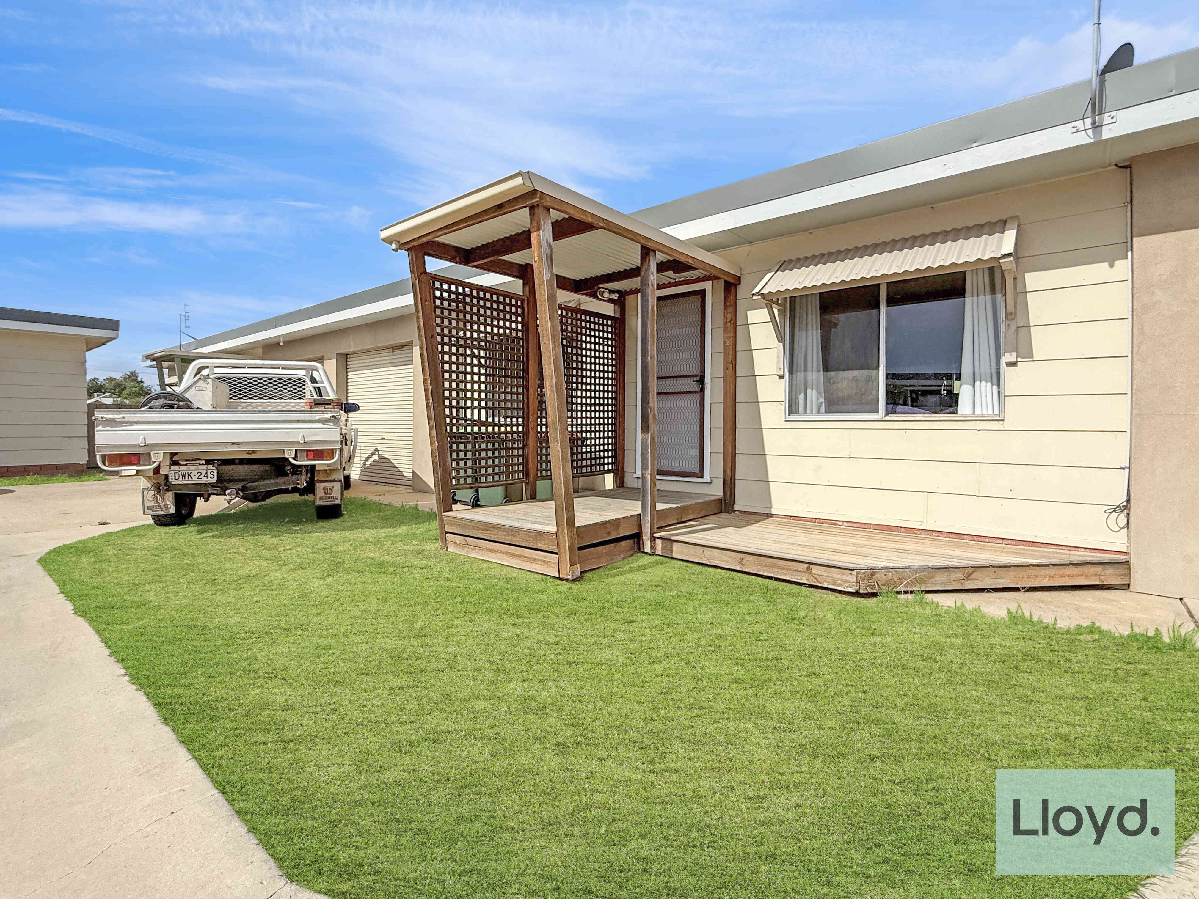 2 / 449 CADELL STREET, HAY NSW 2711