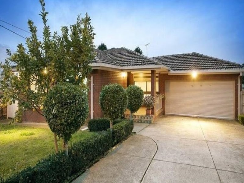40 Taunton Drive, BUNDOORA VIC 3083