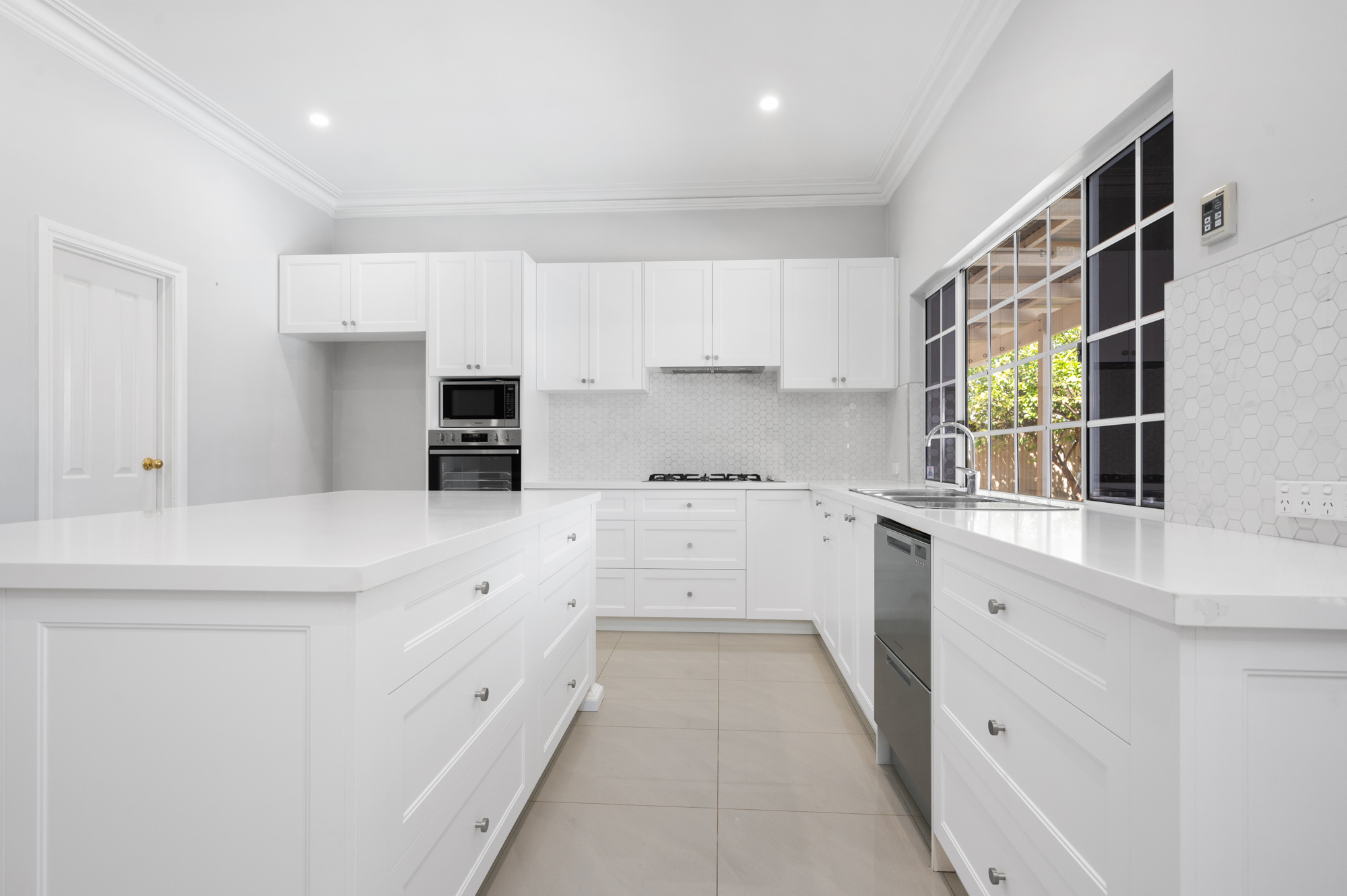 18 Campbell Street, LAMINGTON WA 6430