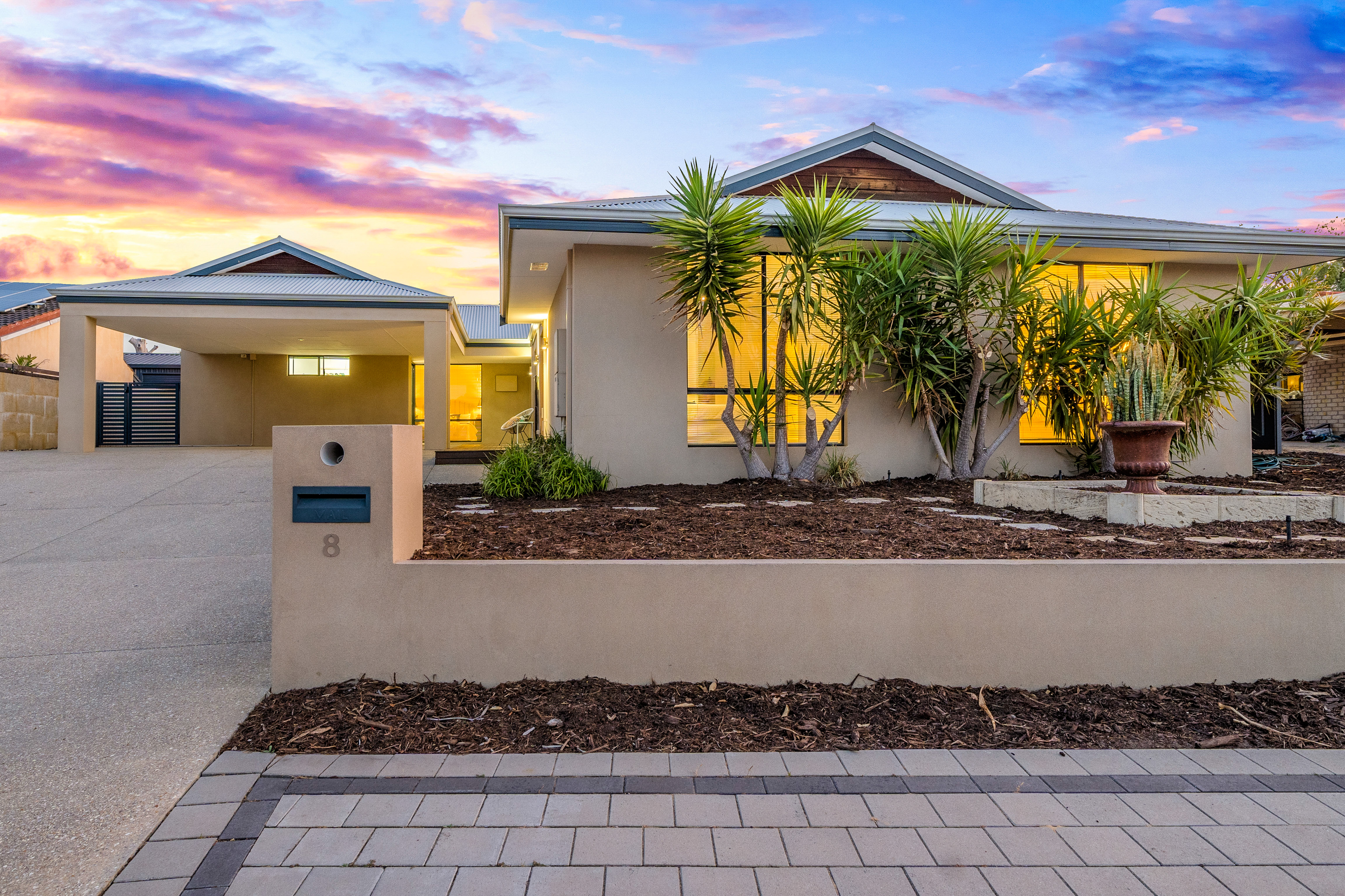 8 Euclid Close, BELDON WA 6027