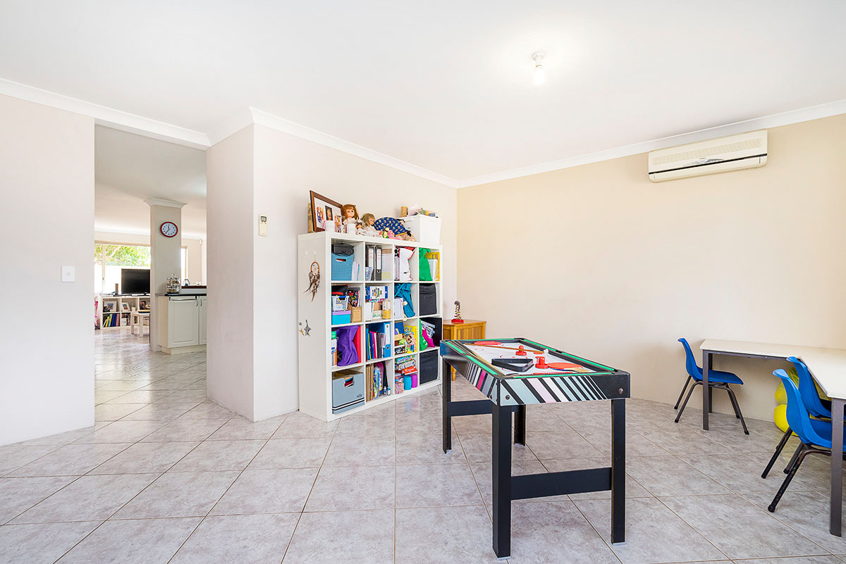 3 Mimosa Court Marangaroo WA 6064
