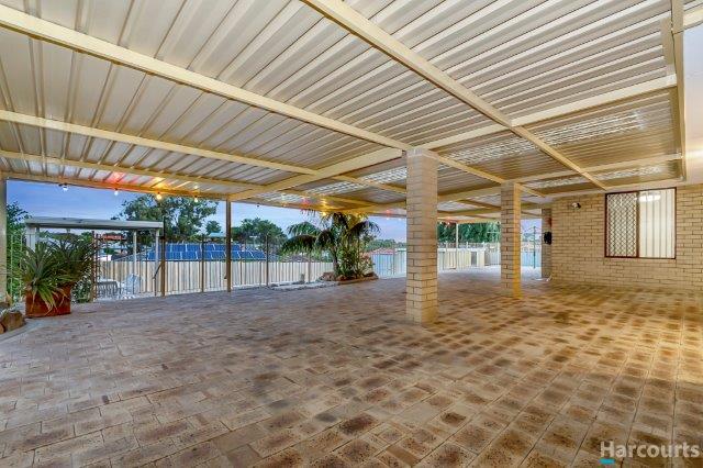 11 Grevillea Way Heathridge WA 6027