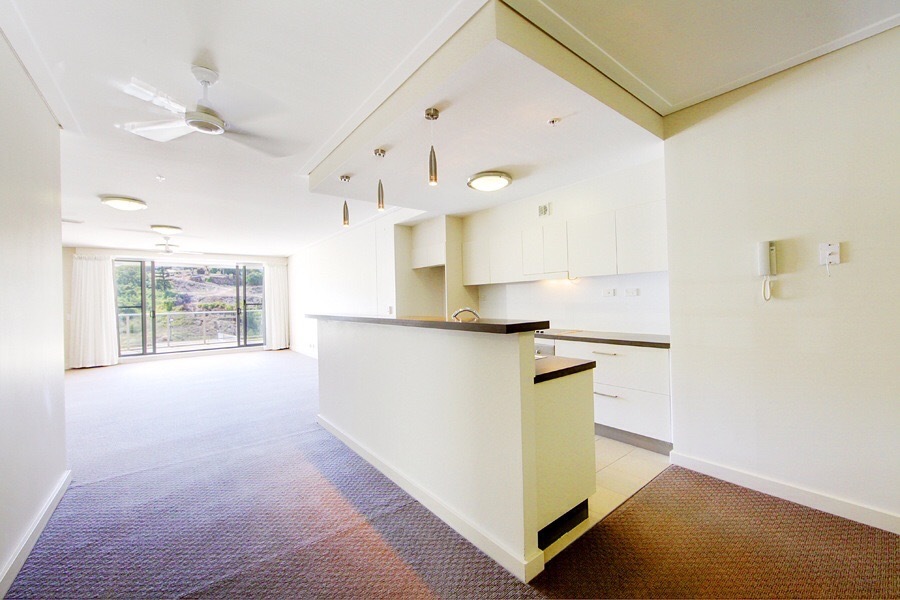 302 / 106 Denham St, TOWNSVILLE CITY QLD 4810