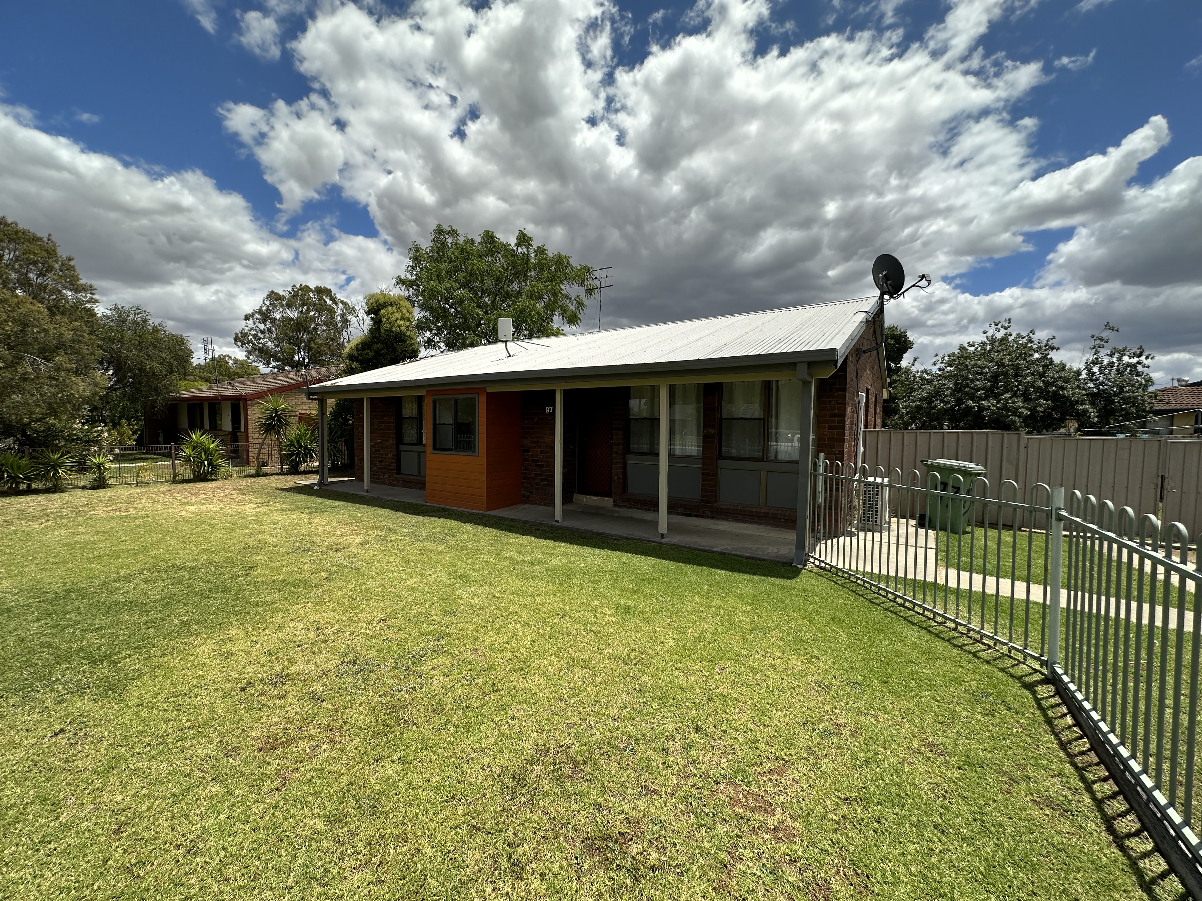 97 Decimus Street, DENILIQUIN NSW 2710