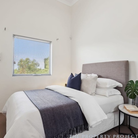 4 17 Sussex St Nollamara WA 6061