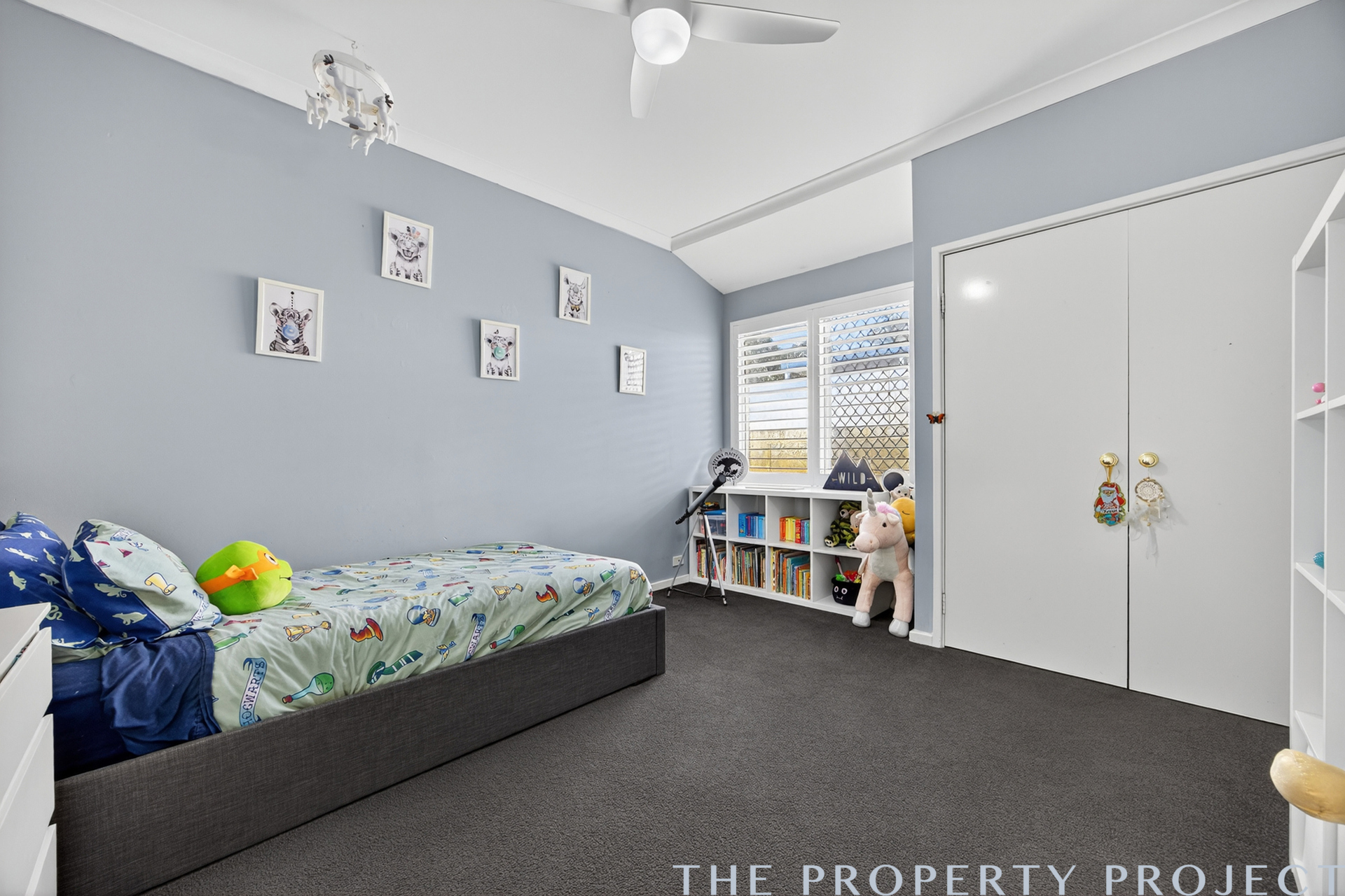 17 The Oval Madeley WA 6065