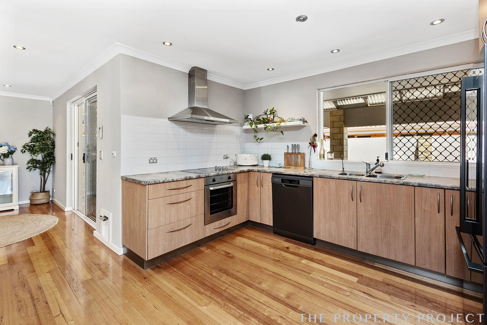26 Richenda Court Marangaroo WA 6064