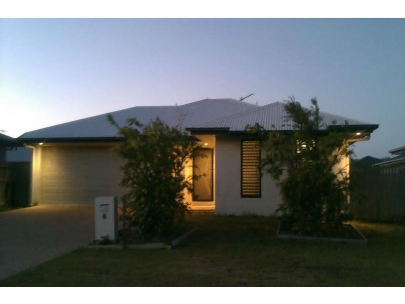 8 Tahlia Circuit, MOUNT LOUISA QLD 4814