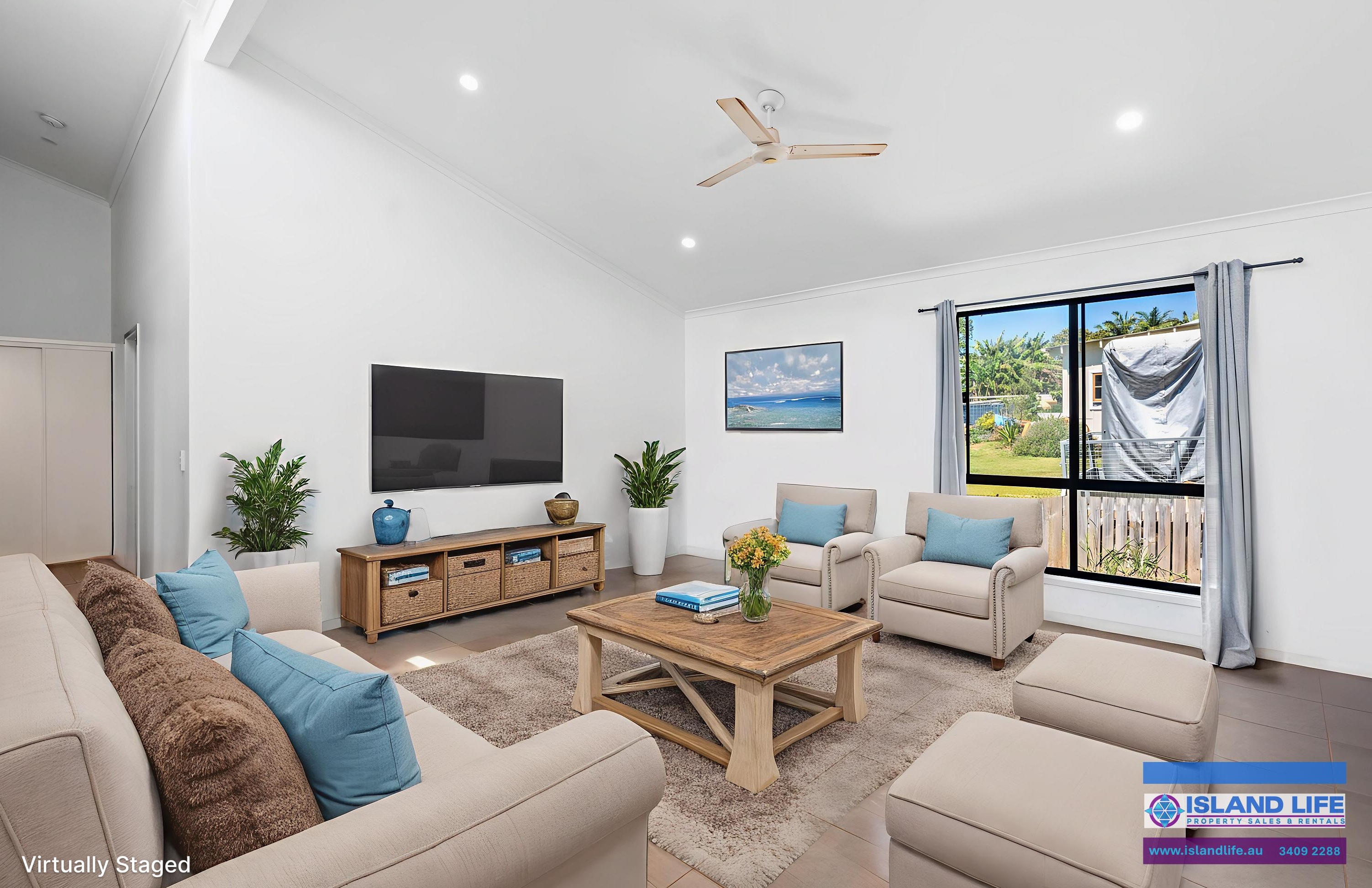 18 GOOLAGONG STREET, RUSSELL ISLAND QLD 4184
