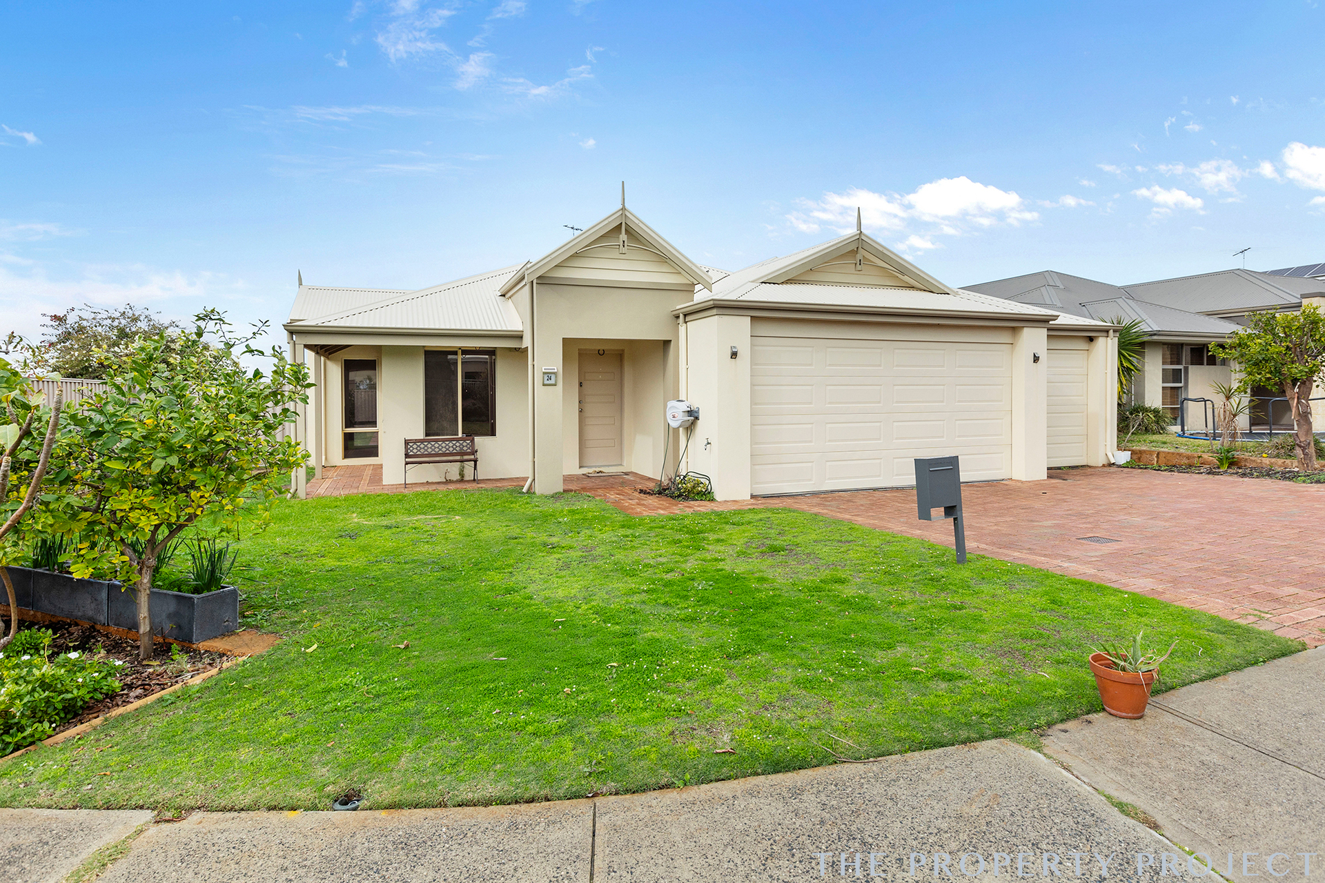 24 Wicklow Circle Darch WA 6065