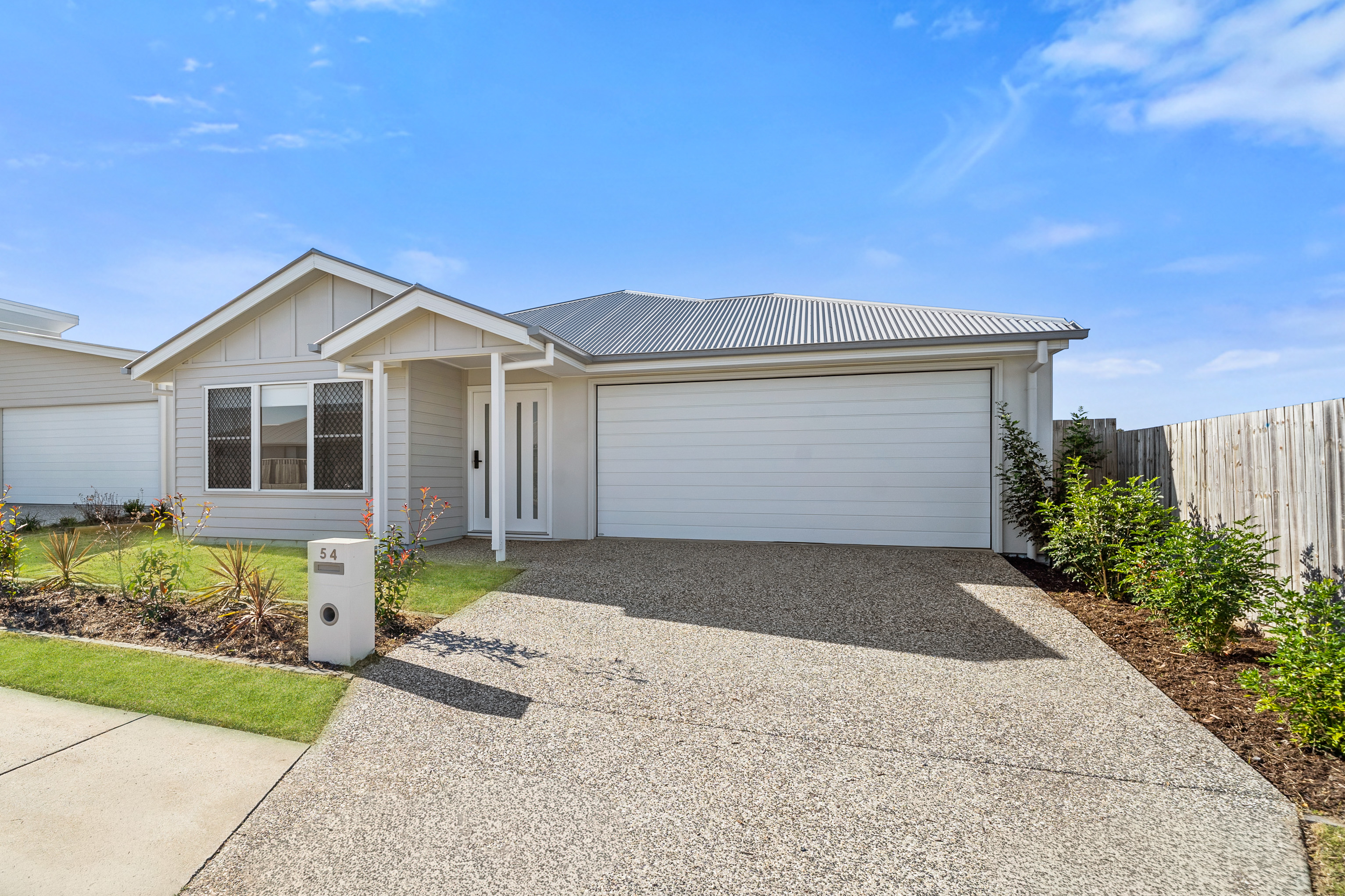 54 Hann Street, SOUTH MACLEAN QLD 4280