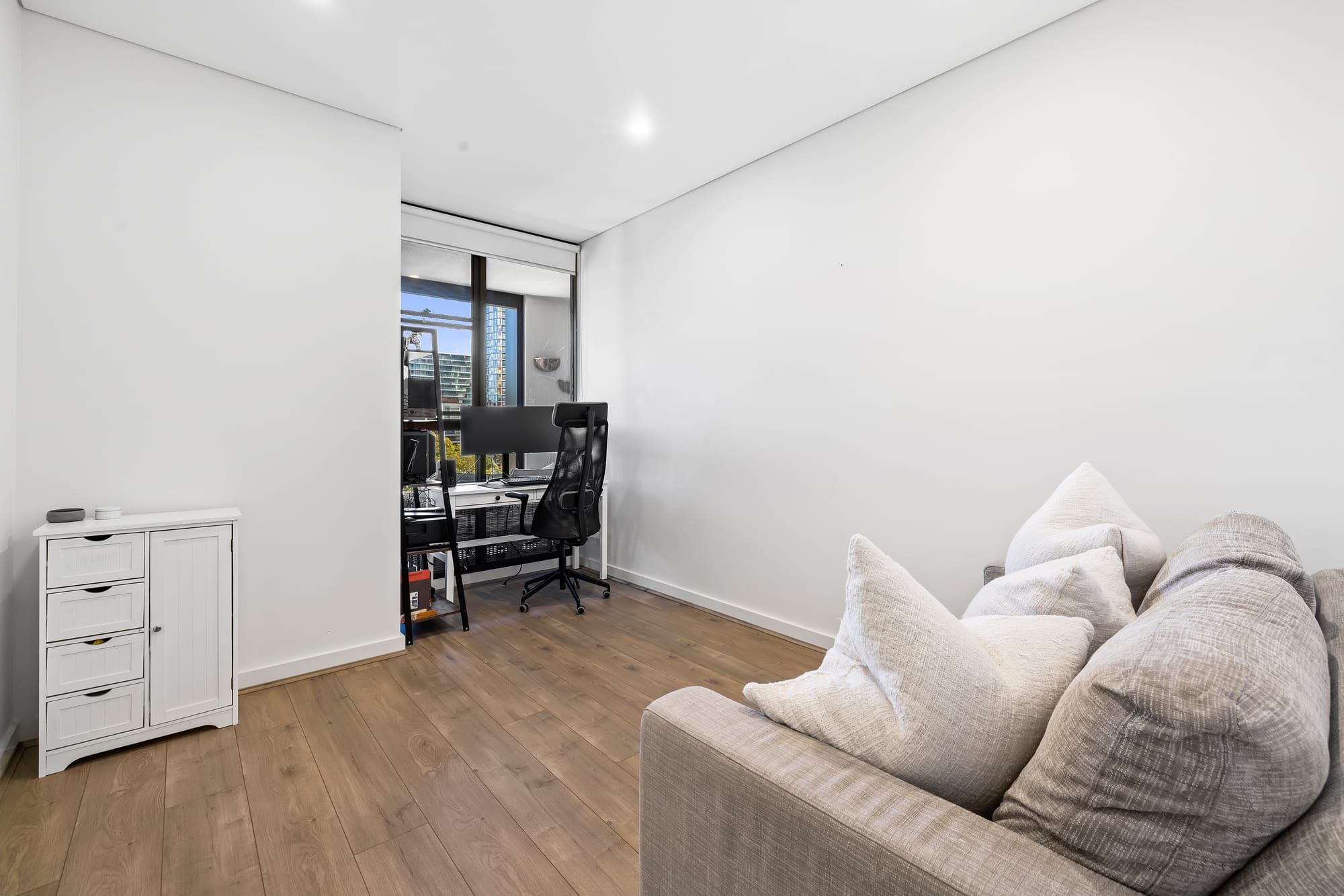 2512/6 Kingsborough Way, Zetland For Lease by The Gallery Real Estate - image 7