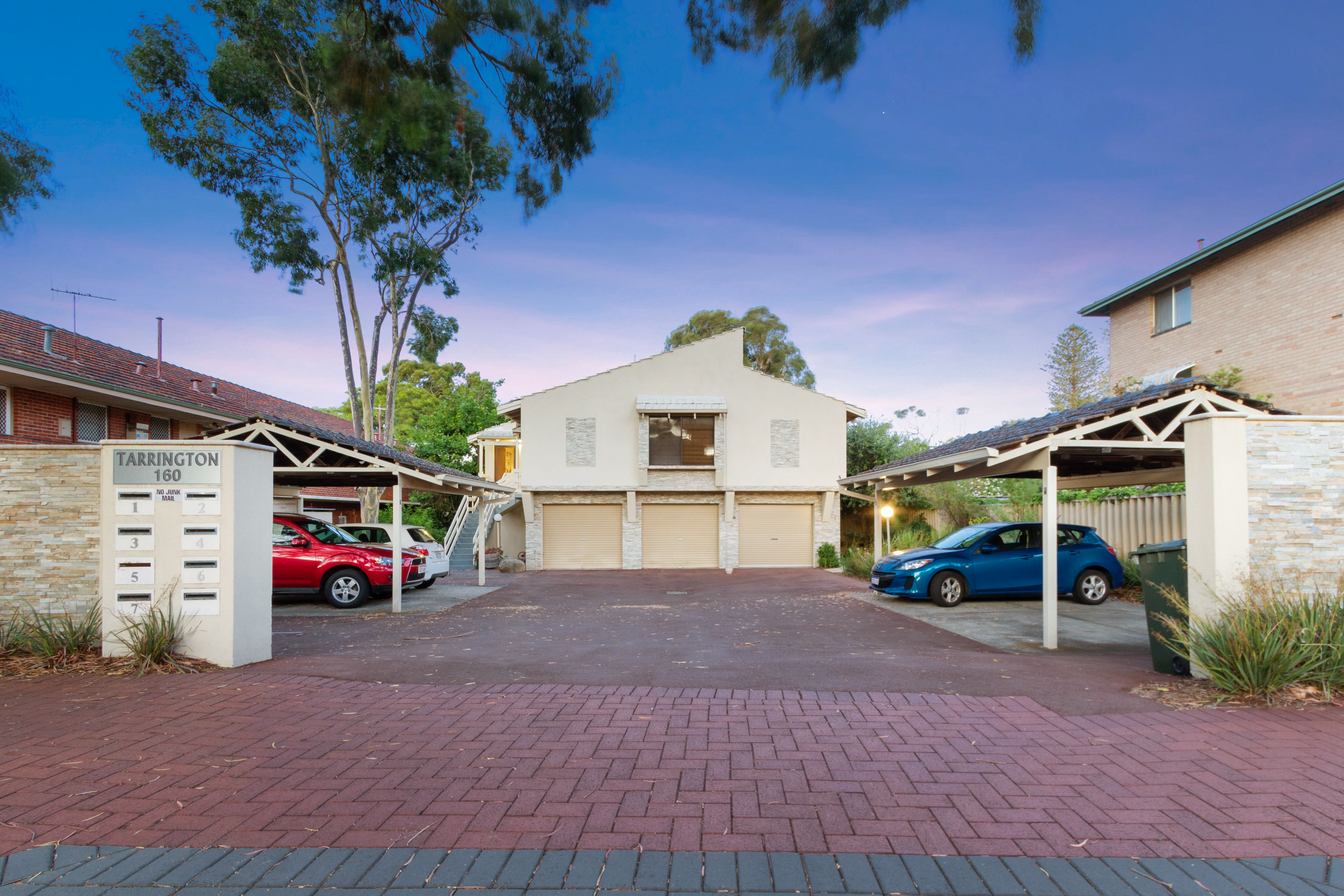 5 160 Broadway Crawley WA 6009