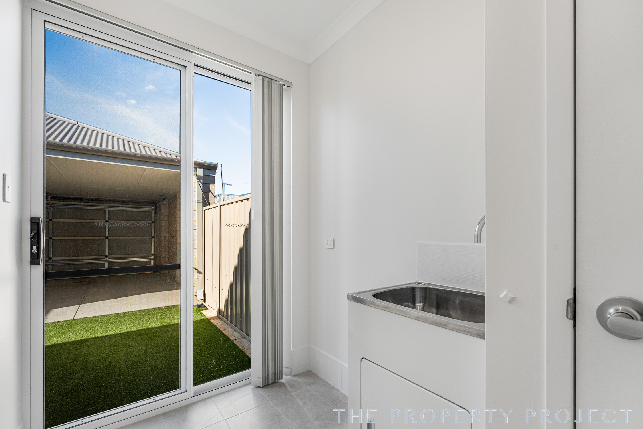7 Flinders Lane Eglinton WA 6034