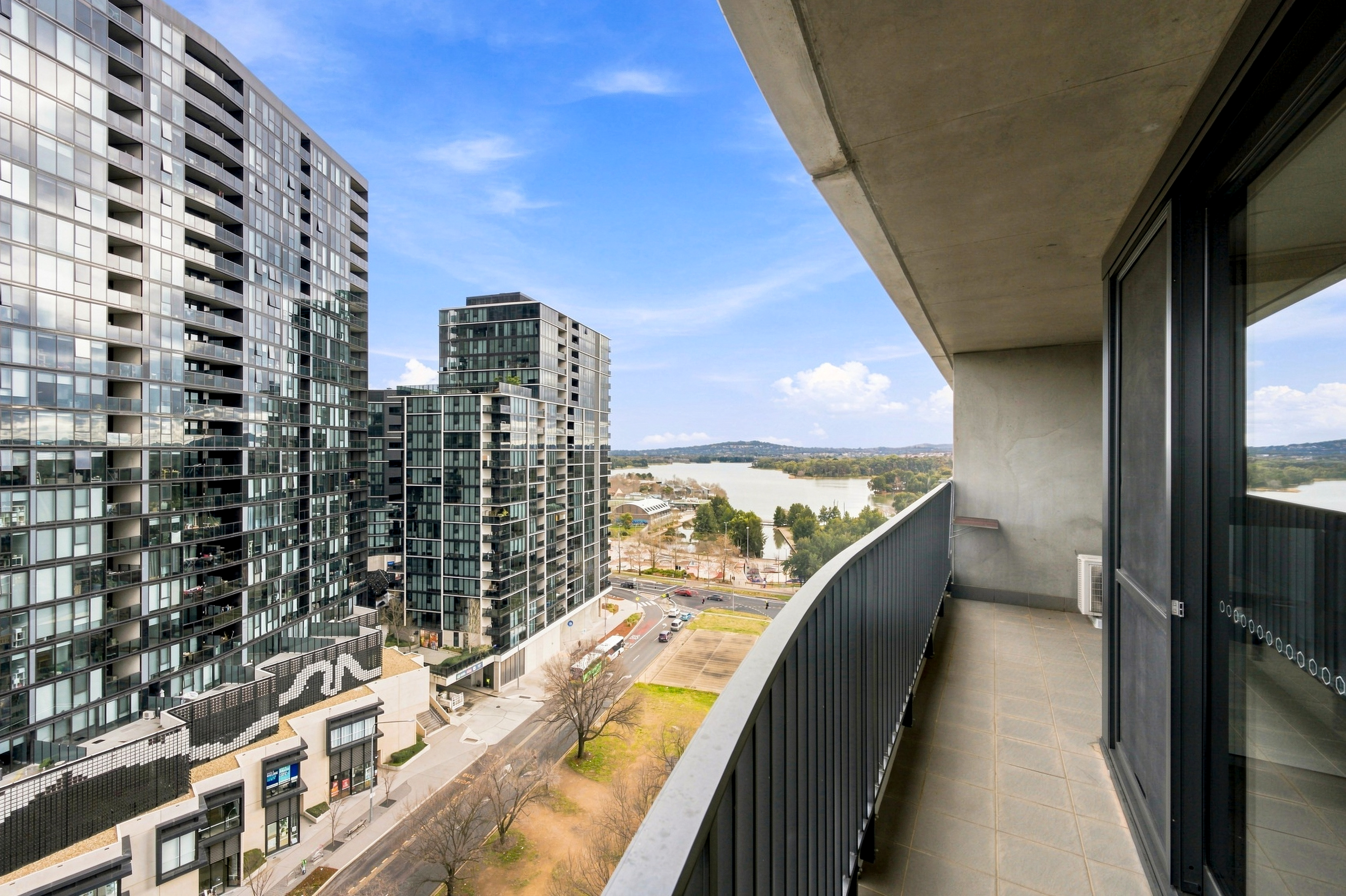 1102/120 Eastern Valley Way, Belconnen, photo 15