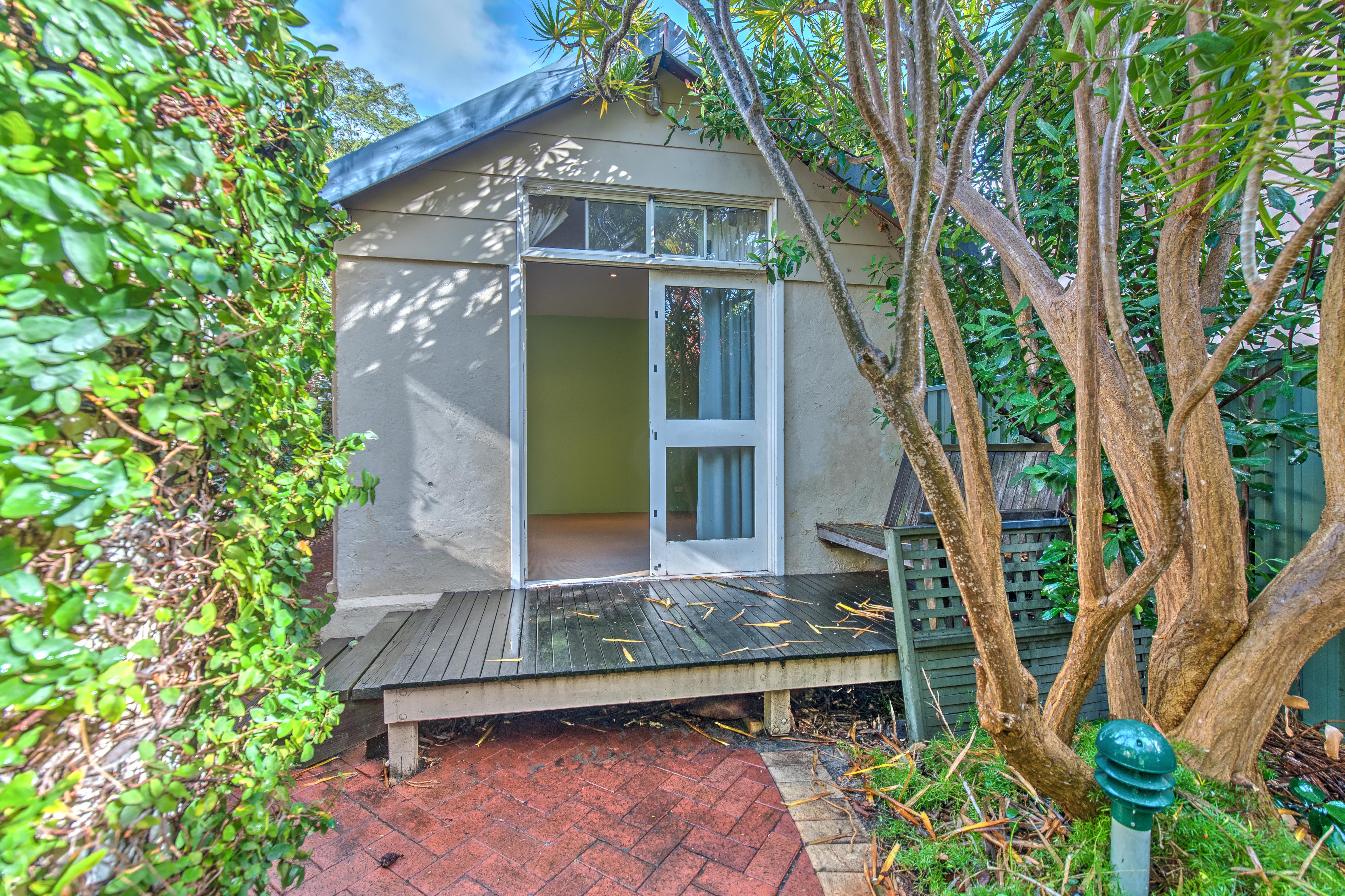 96 Archdeacon Street Nedlands WA 6009