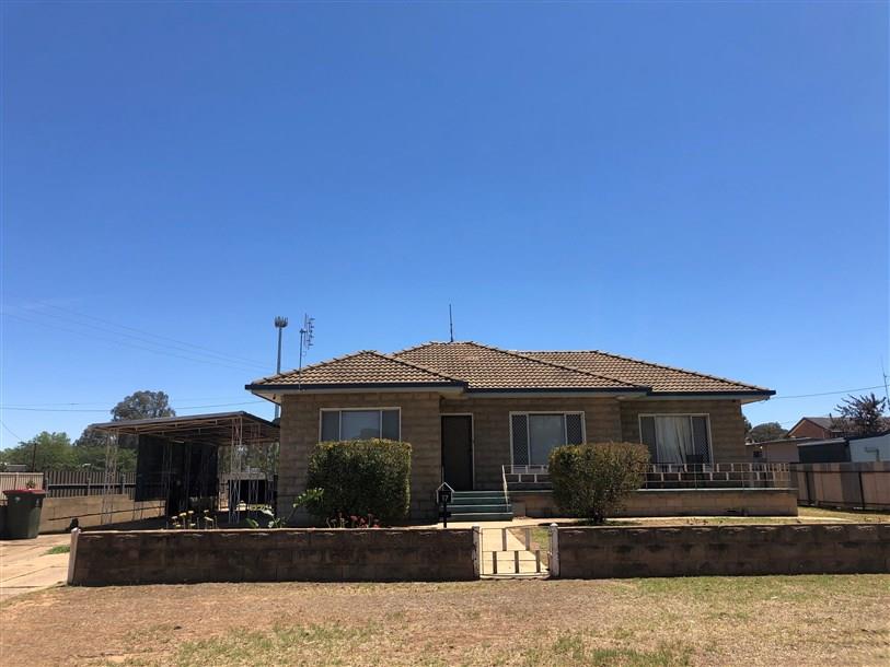 17 Forrester Street, FORBES NSW 2871