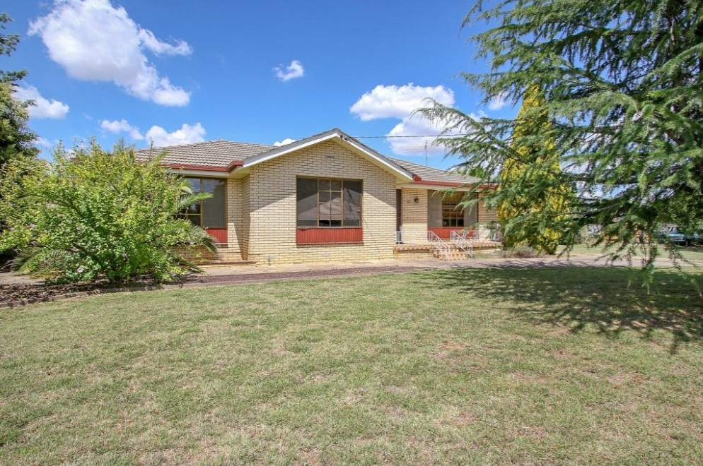 12 Second Street, HENTY NSW 2658