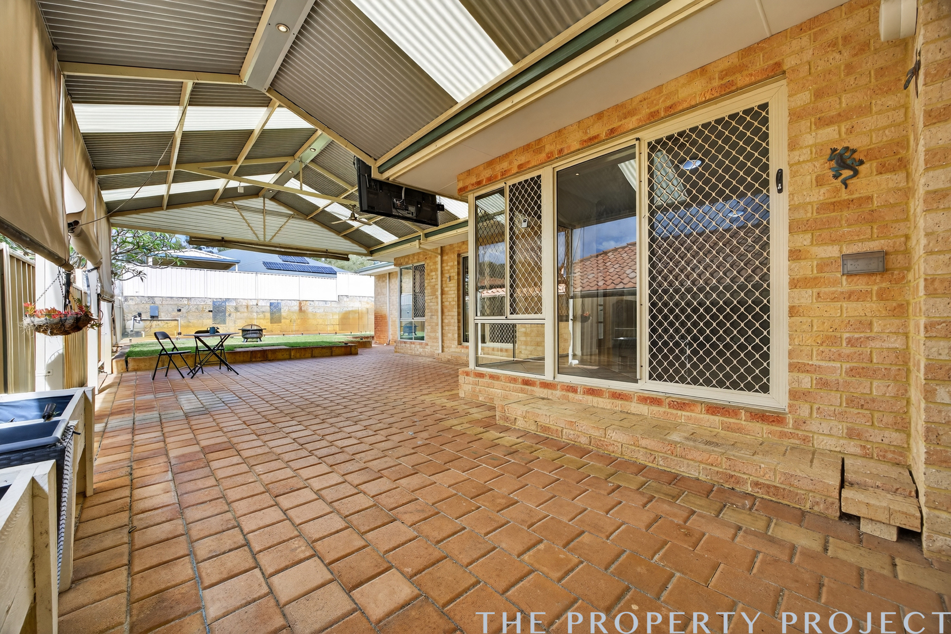 17 The Oval Madeley WA 6065