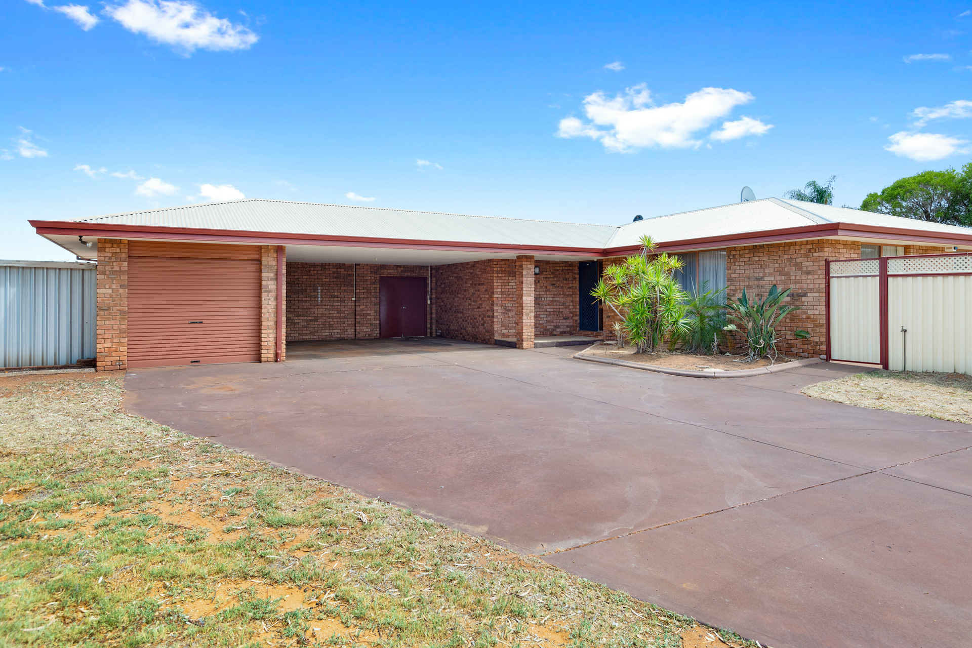 8 Nickel Lane, HANNANS WA 6430