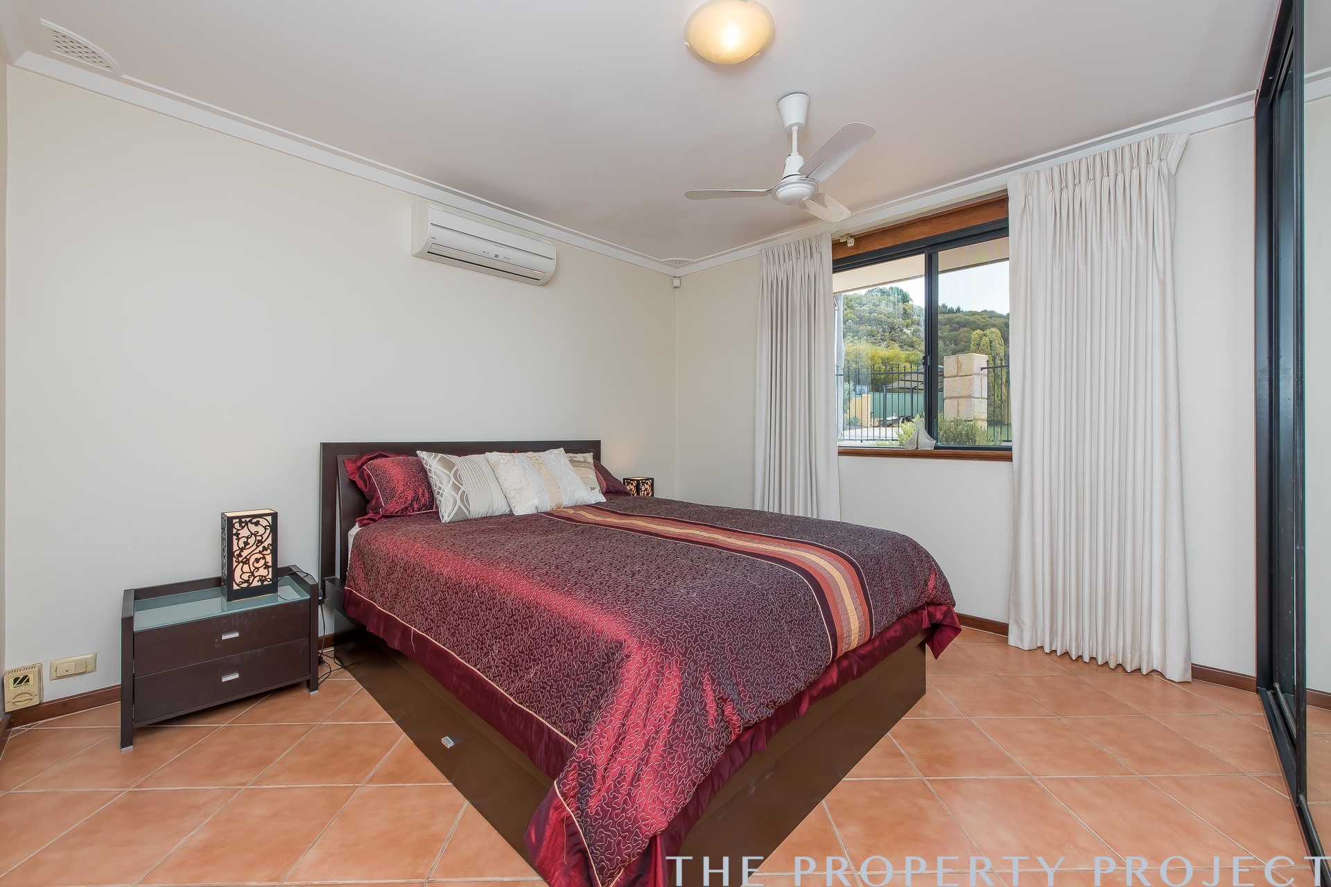 4 Cawarra Crescent Craigie WA 6025