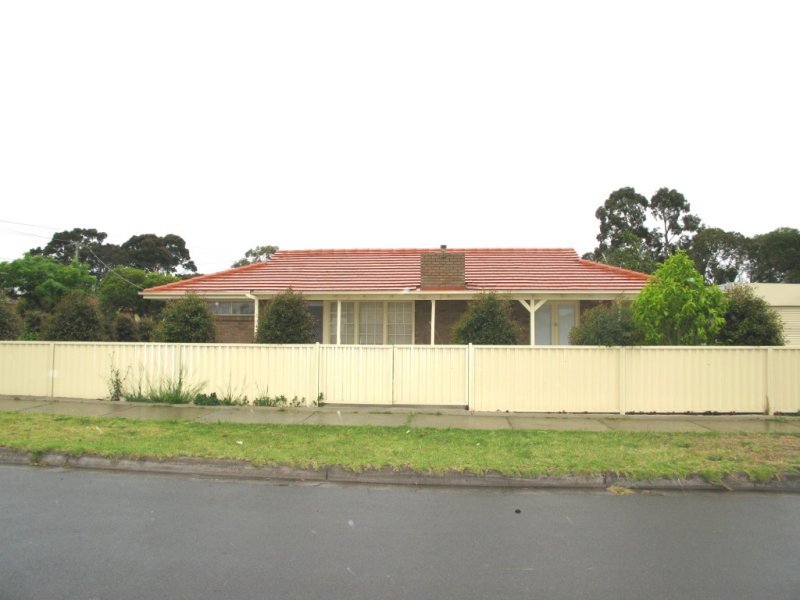 18 Erica Street, SPRINGVALE VIC 3171