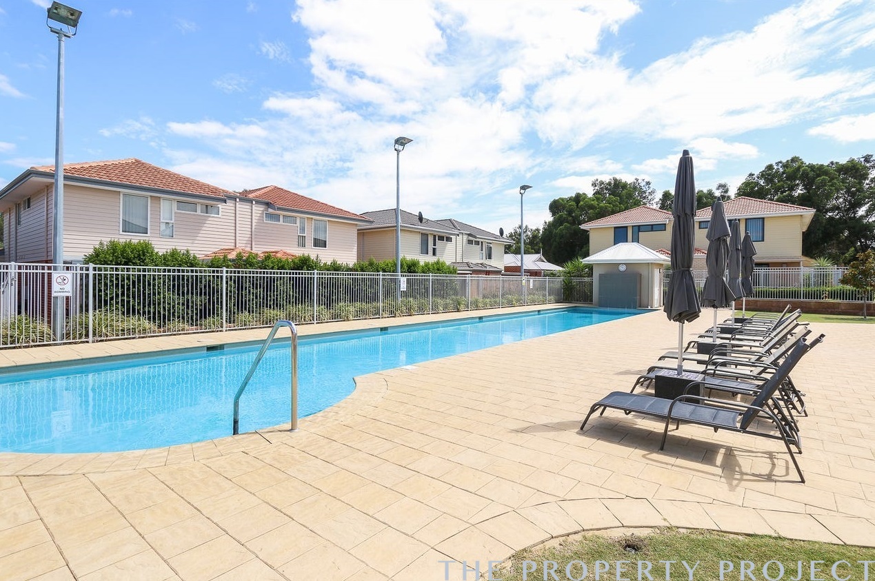 44 45 Elvire Street Viveash WA 6056
