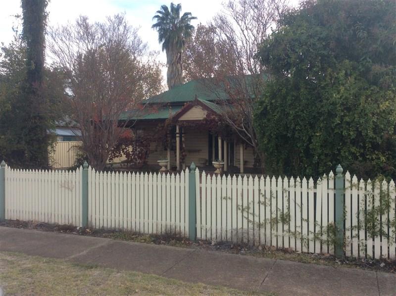 18 Battye Street, FORBES NSW 2871