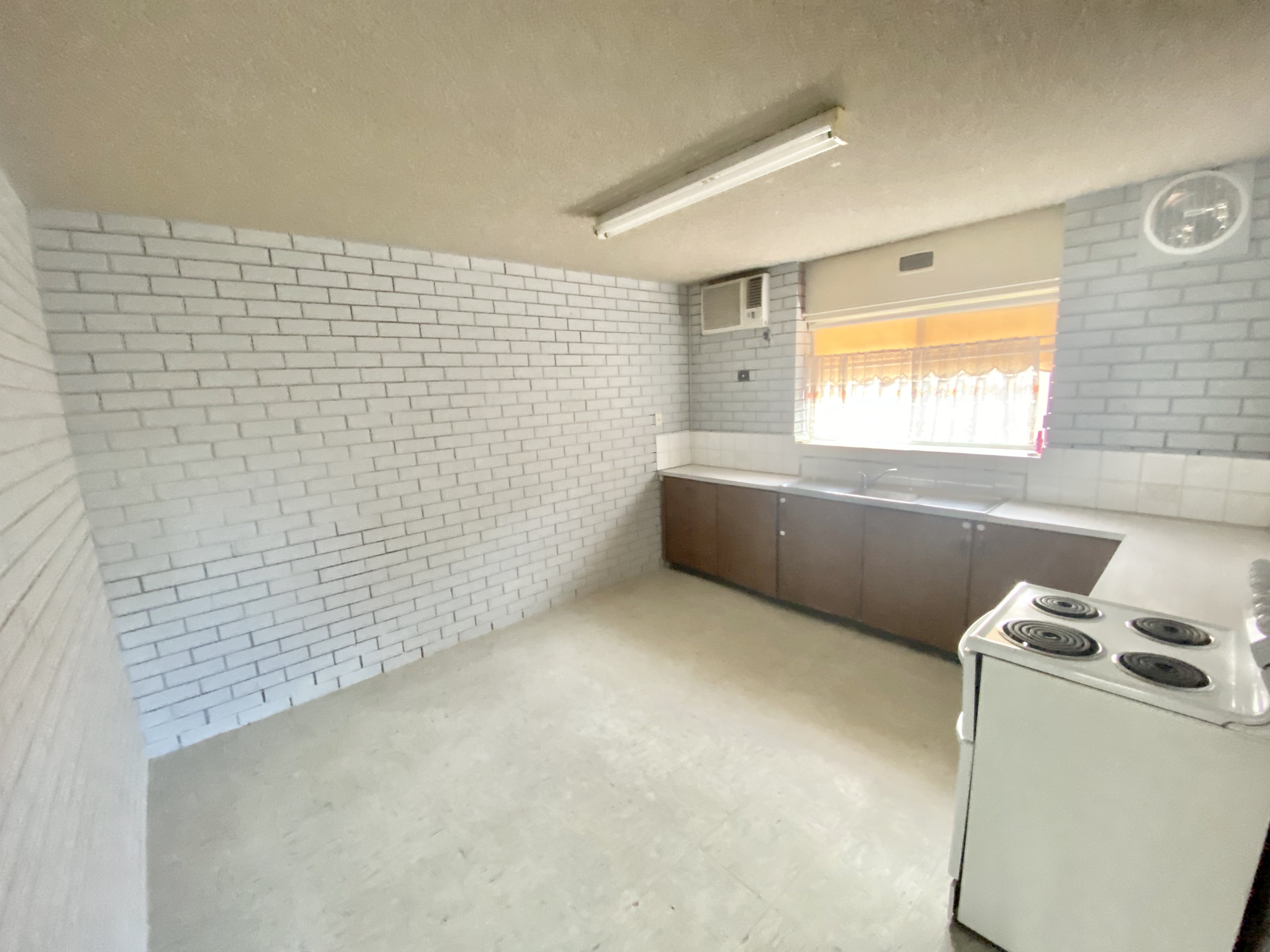 4 / 399 GEORGE STREET, DENILIQUIN NSW 2710