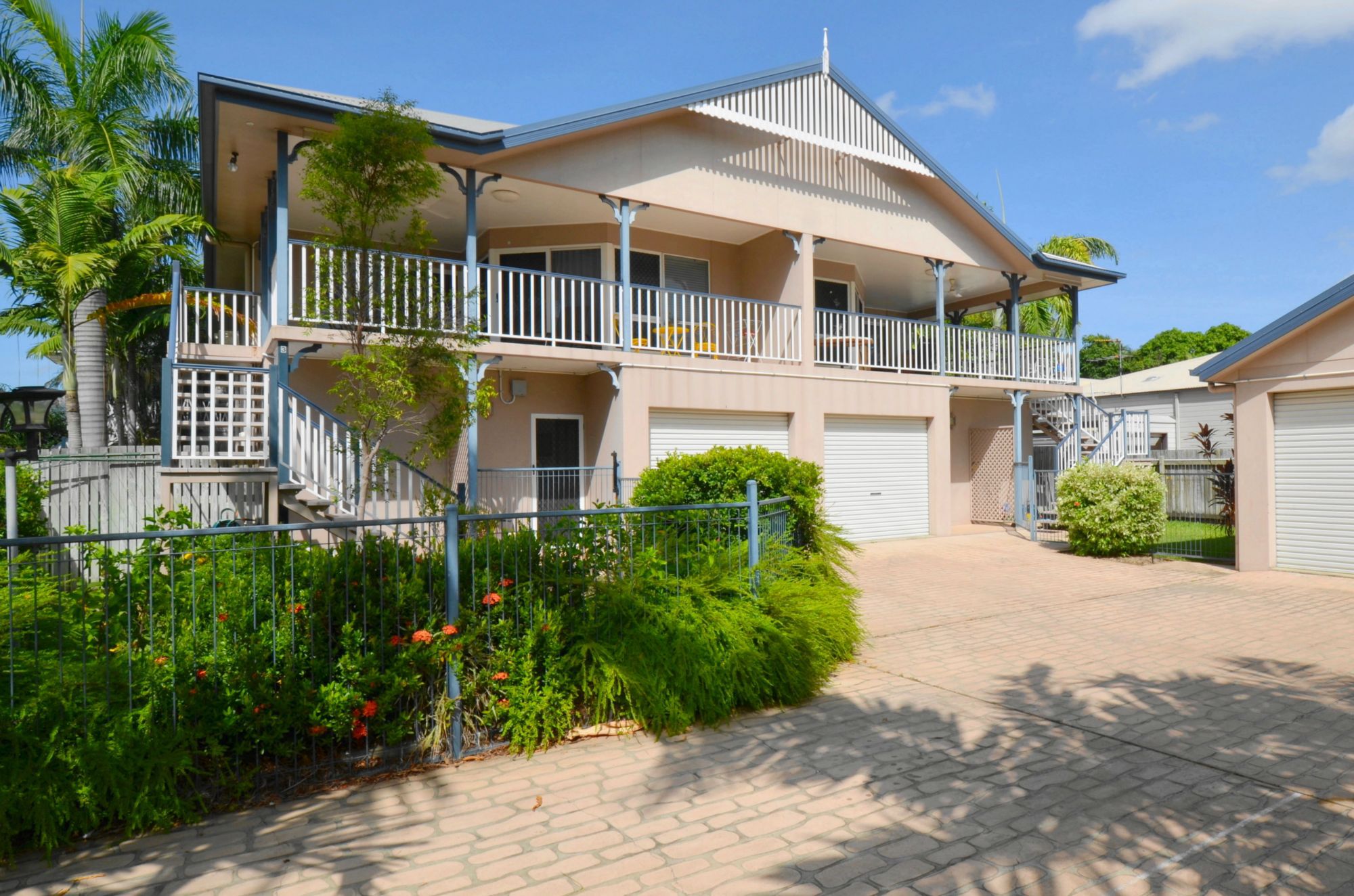 2 / 29 Soule Street, HERMIT PARK QLD 4812