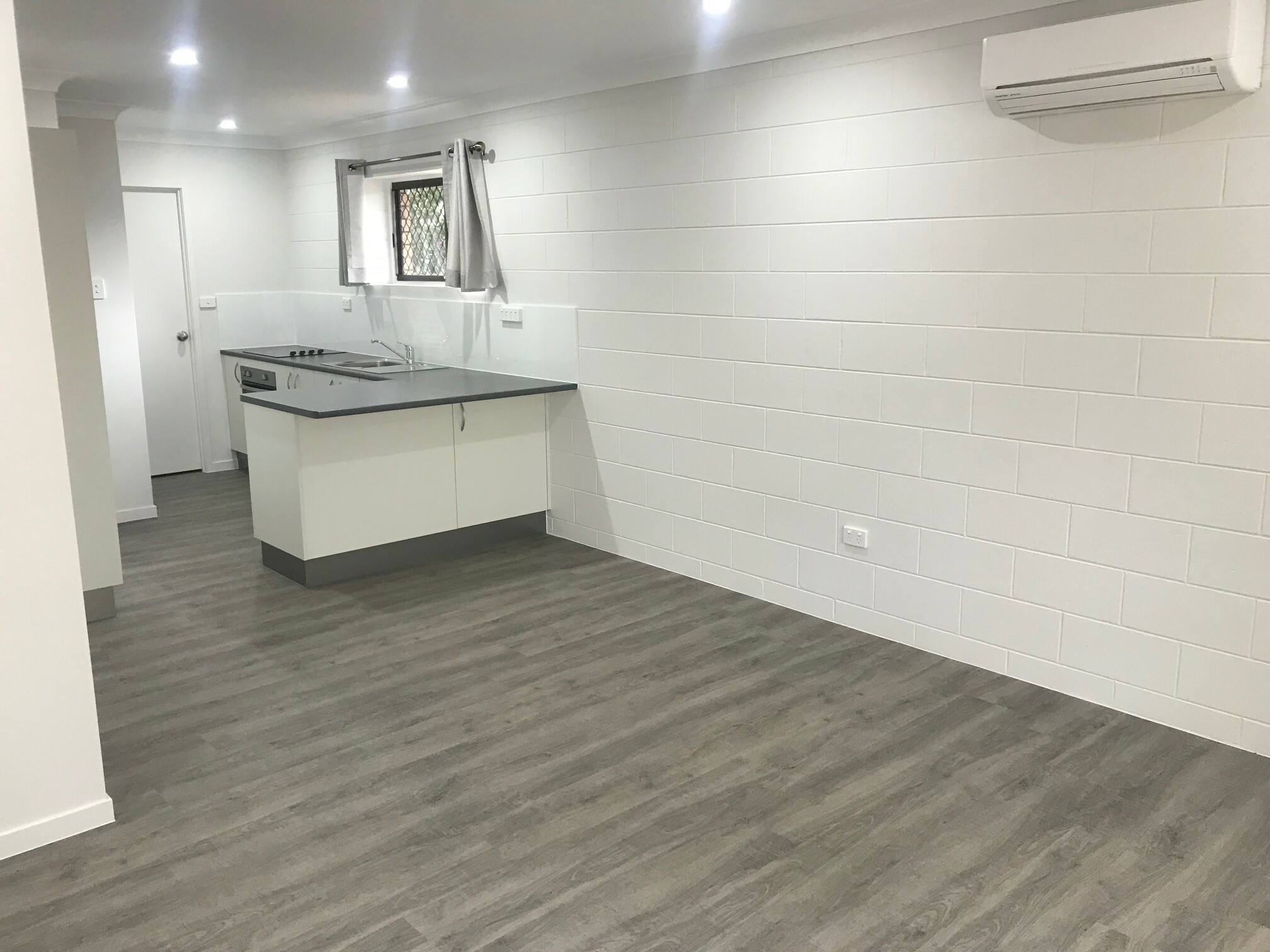 Unit 3 / 32 Hodel St, ROSSLEA QLD 4812