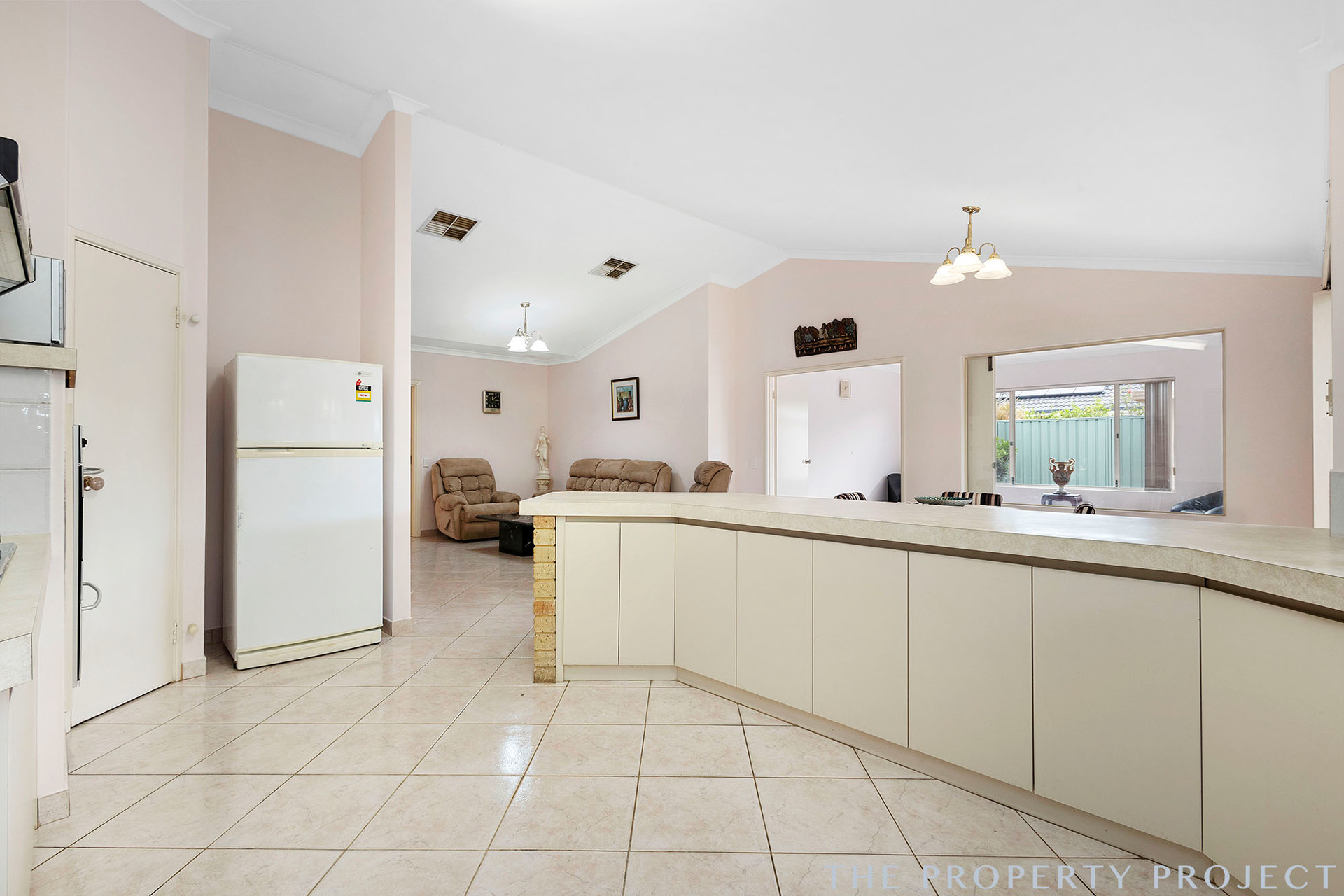 54 Woodhouse Circuit Canning Vale WA 6155